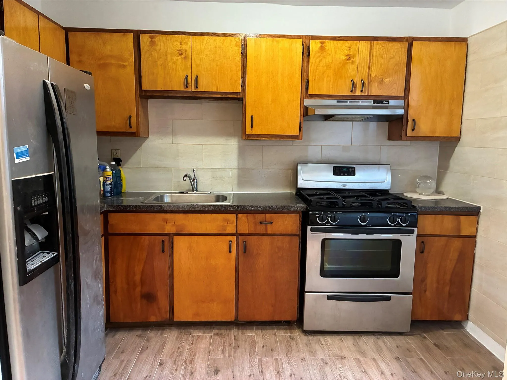 2866 Marion Avenue, New York, NY, 2 Bedrooms Bedrooms, 4 Rooms Rooms,1 BathroomBathrooms,Residential,For Rent,Marion,0,1028061 2866 Marion Avenue, New York, NY, 2 Bedrooms Bedrooms, 4 Rooms Rooms,1 BathroomBathrooms,Residential,For Rent,Marion,0,1028061
