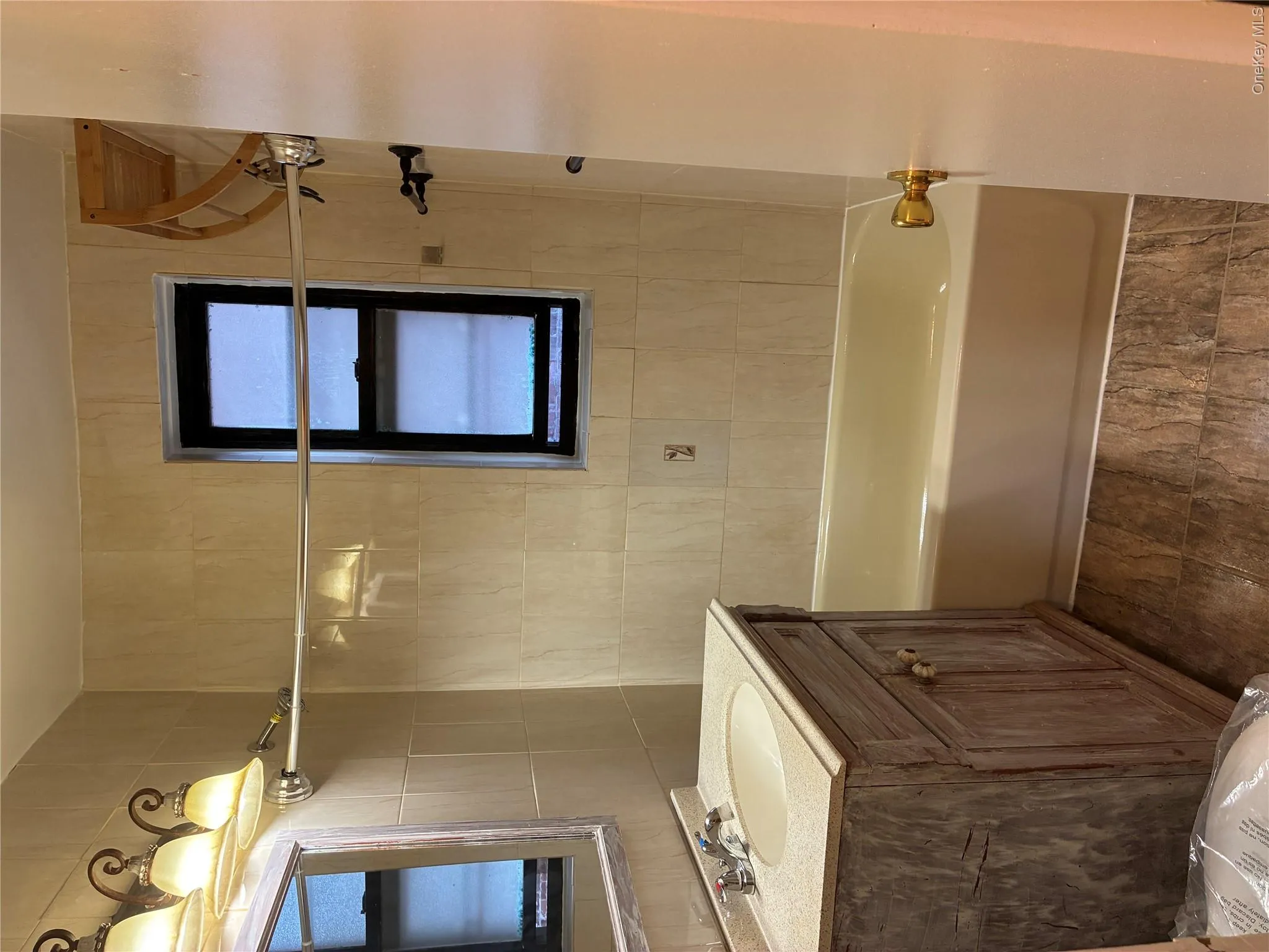 2866 Marion Avenue, New York, NY, 2 Bedrooms Bedrooms, 4 Rooms Rooms,1 BathroomBathrooms,Residential,For Rent,Marion,0,1028061 2866 Marion Avenue, New York, NY, 2 Bedrooms Bedrooms, 4 Rooms Rooms,1 BathroomBathrooms,Residential,For Rent,Marion,0,1028061
