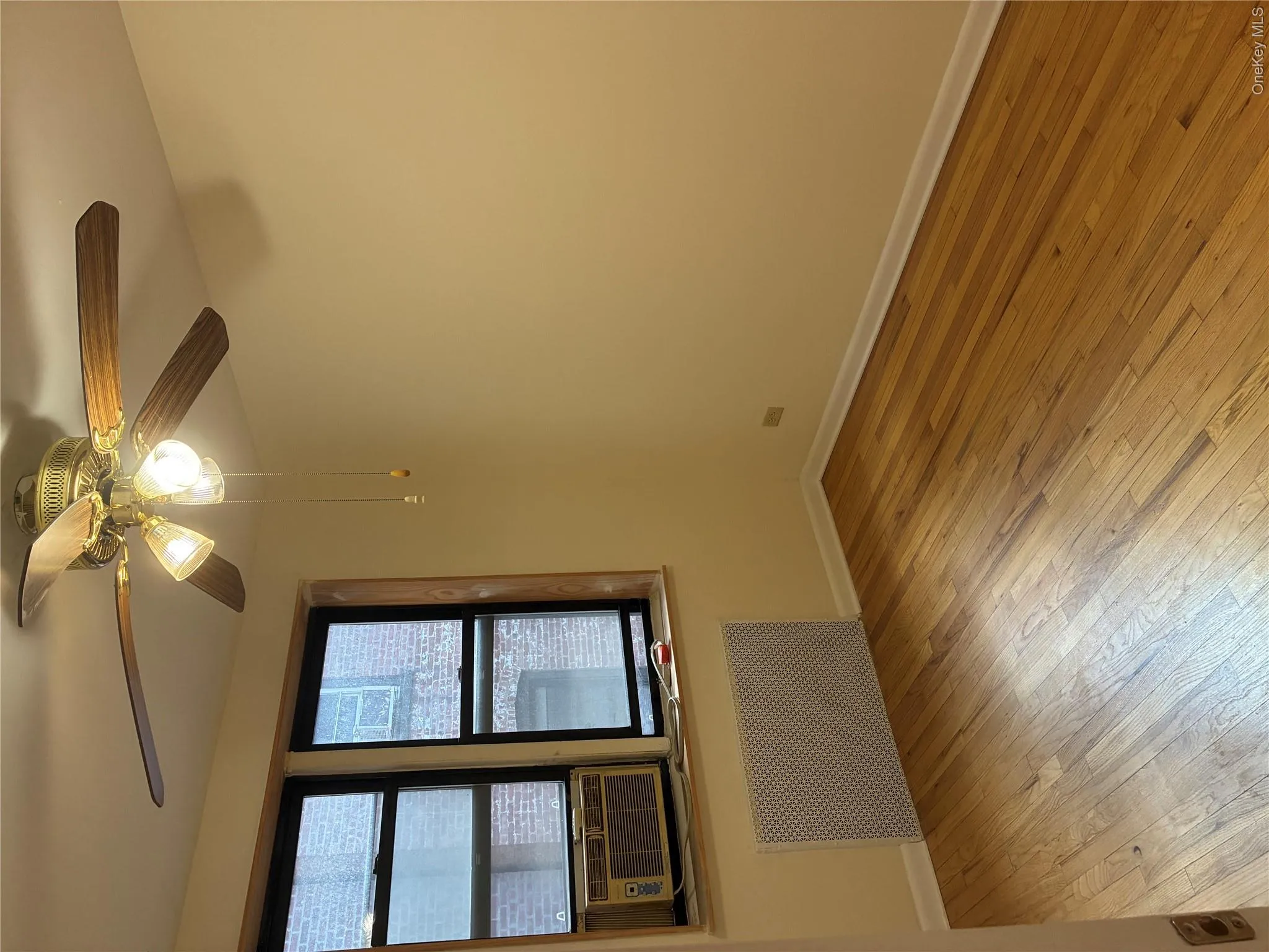 2866 Marion Avenue, New York, NY, 2 Bedrooms Bedrooms, 4 Rooms Rooms,1 BathroomBathrooms,Residential,For Rent,Marion,0,1028061 2866 Marion Avenue, New York, NY, 2 Bedrooms Bedrooms, 4 Rooms Rooms,1 BathroomBathrooms,Residential,For Rent,Marion,0,1028061