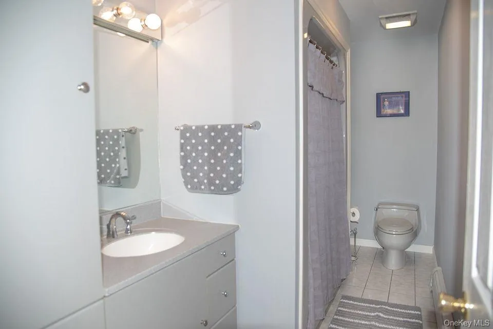 Upstairs full bath Upstairs full bath