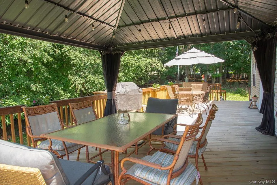 4 Hauser Terrace, Orangetown, NY, 5 Bedrooms Bedrooms, 13 Rooms Rooms,3 BathroomsBathrooms,Residential,For Rent,Hauser,0,1028064 4 Hauser Terrace, Orangetown, NY, 5 Bedrooms Bedrooms, 13 Rooms Rooms,3 BathroomsBathrooms,Residential,For Rent,Hauser,0,1028064