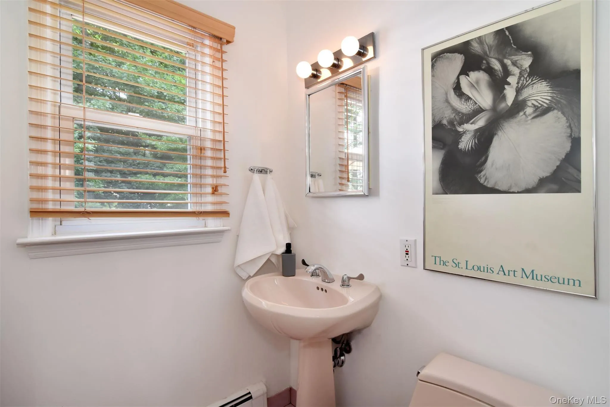 129 Hilldale Road, Greenburgh, NY, 3 Bedrooms Bedrooms, 6 Rooms Rooms,2 BathroomsBathrooms,Residential,For Rent,Hilldale,0,1028066 129 Hilldale Road, Greenburgh, NY, 3 Bedrooms Bedrooms, 6 Rooms Rooms,2 BathroomsBathrooms,Residential,For Rent,Hilldale,0,1028066