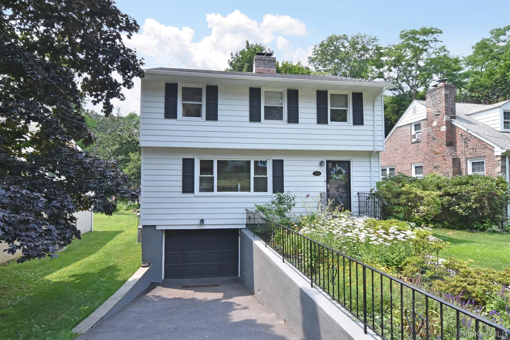 129 Hilldale Road, Greenburgh, NY, 3 Bedrooms Bedrooms, 6 Rooms Rooms,2 BathroomsBathrooms,Residential,For Rent,Hilldale,0,1028066 129 Hilldale Road, Greenburgh, NY, 3 Bedrooms Bedrooms, 6 Rooms Rooms,2 BathroomsBathrooms,Residential,For Rent,Hilldale,0,1028066