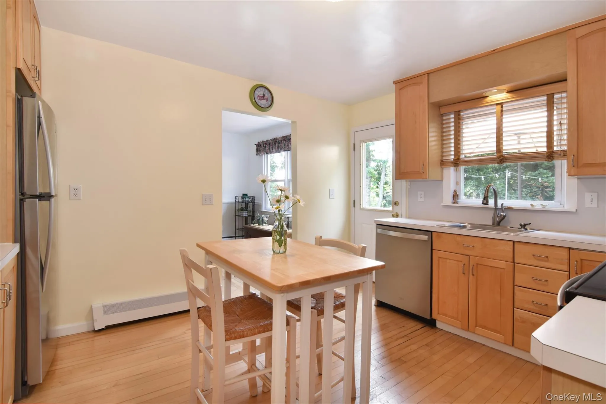 129 Hilldale Road, Greenburgh, NY, 3 Bedrooms Bedrooms, 6 Rooms Rooms,2 BathroomsBathrooms,Residential,For Rent,Hilldale,0,1028066 129 Hilldale Road, Greenburgh, NY, 3 Bedrooms Bedrooms, 6 Rooms Rooms,2 BathroomsBathrooms,Residential,For Rent,Hilldale,0,1028066