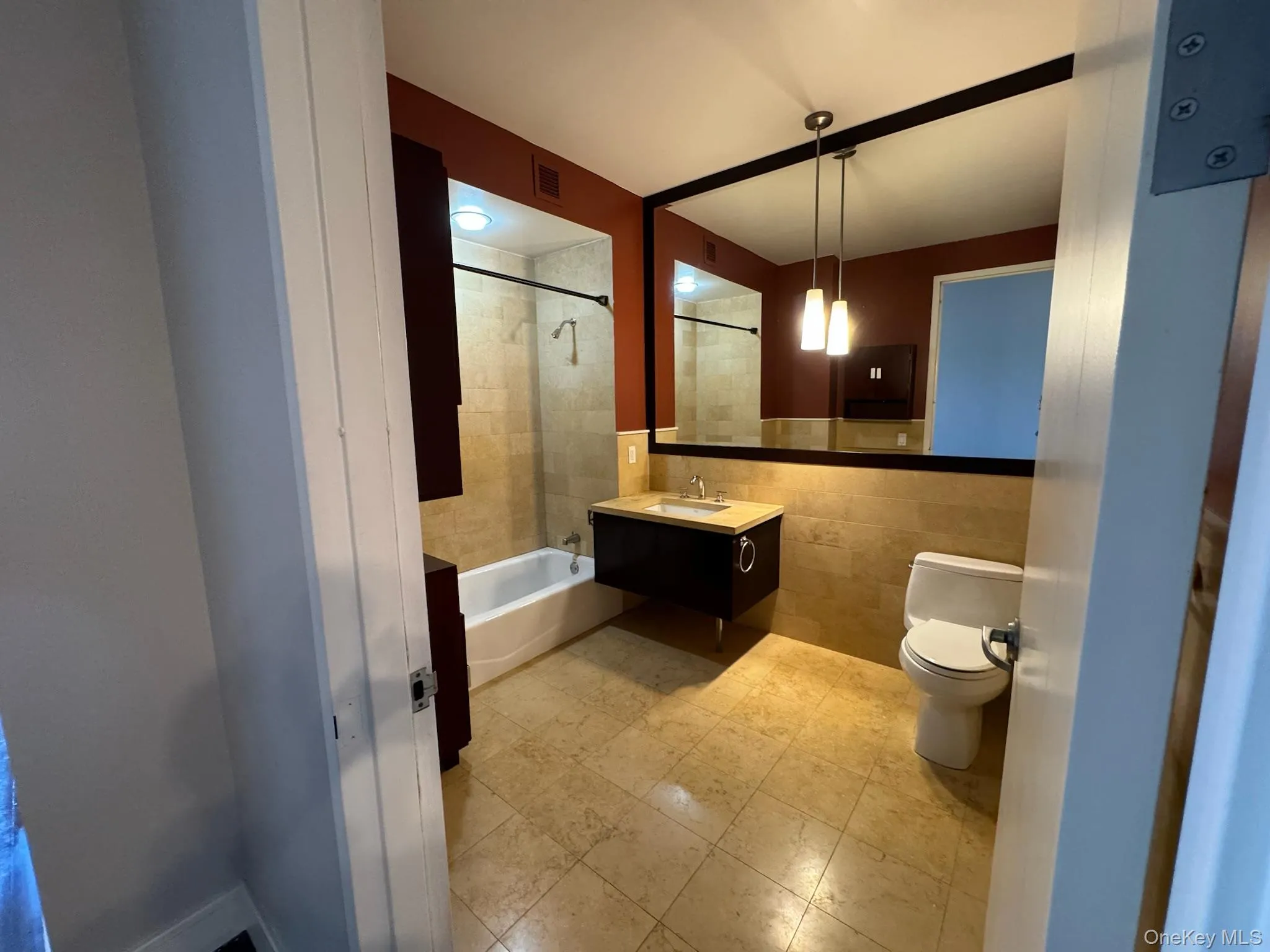 25 Leroy Place, New Rochelle, NY, 1 Bedroom Bedrooms, 2 Rooms Rooms,1 BathroomBathrooms,Residential,For Rent,Leroy,0,1028069 25 Leroy Place, New Rochelle, NY, 1 Bedroom Bedrooms, 2 Rooms Rooms,1 BathroomBathrooms,Residential,For Rent,Leroy,0,1028069
