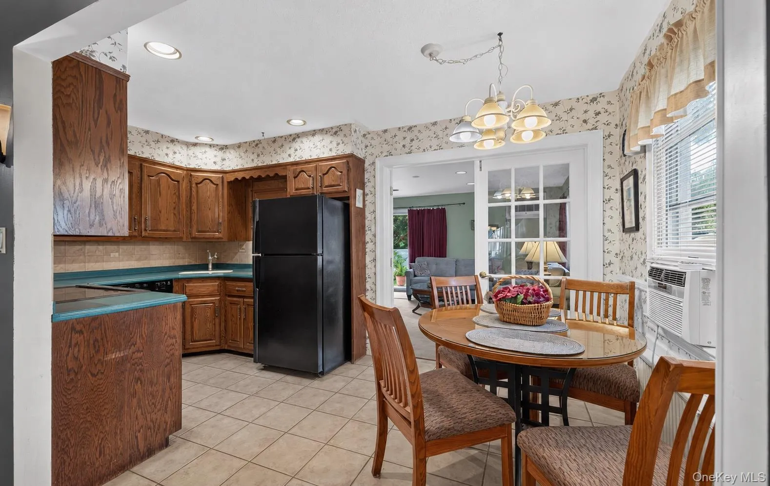83 Whittier Avenue, Hempstead, NY, 4 Bedrooms Bedrooms, 10 Rooms Rooms,2 BathroomsBathrooms,Residential,For Rent,Whittier,0,1028070 83 Whittier Avenue, Hempstead, NY, 4 Bedrooms Bedrooms, 10 Rooms Rooms,2 BathroomsBathrooms,Residential,For Rent,Whittier,0,1028070