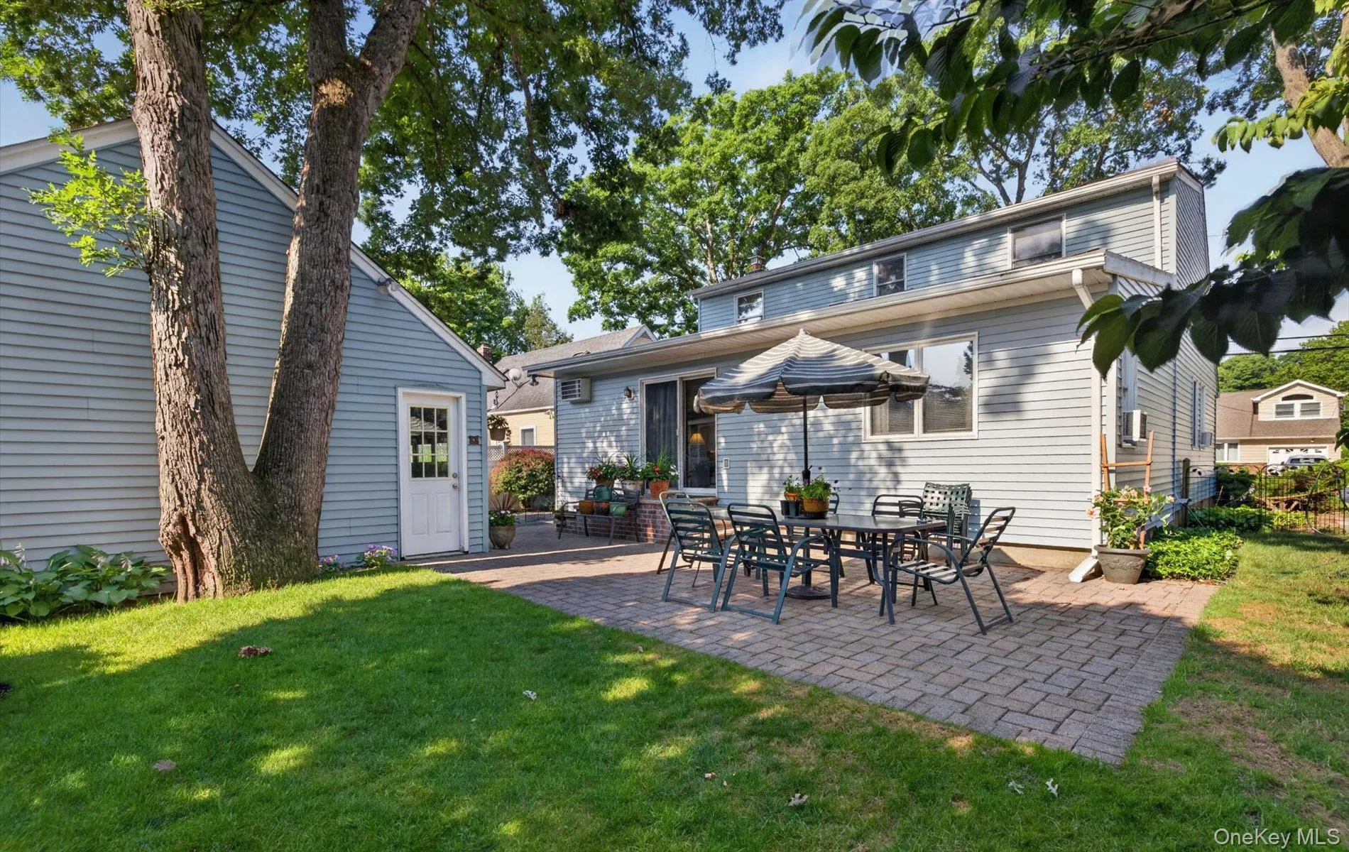 83 Whittier Avenue, Hempstead, NY, 4 Bedrooms Bedrooms, 10 Rooms Rooms,2 BathroomsBathrooms,Residential,For Rent,Whittier,0,1028070 83 Whittier Avenue, Hempstead, NY, 4 Bedrooms Bedrooms, 10 Rooms Rooms,2 BathroomsBathrooms,Residential,For Rent,Whittier,0,1028070