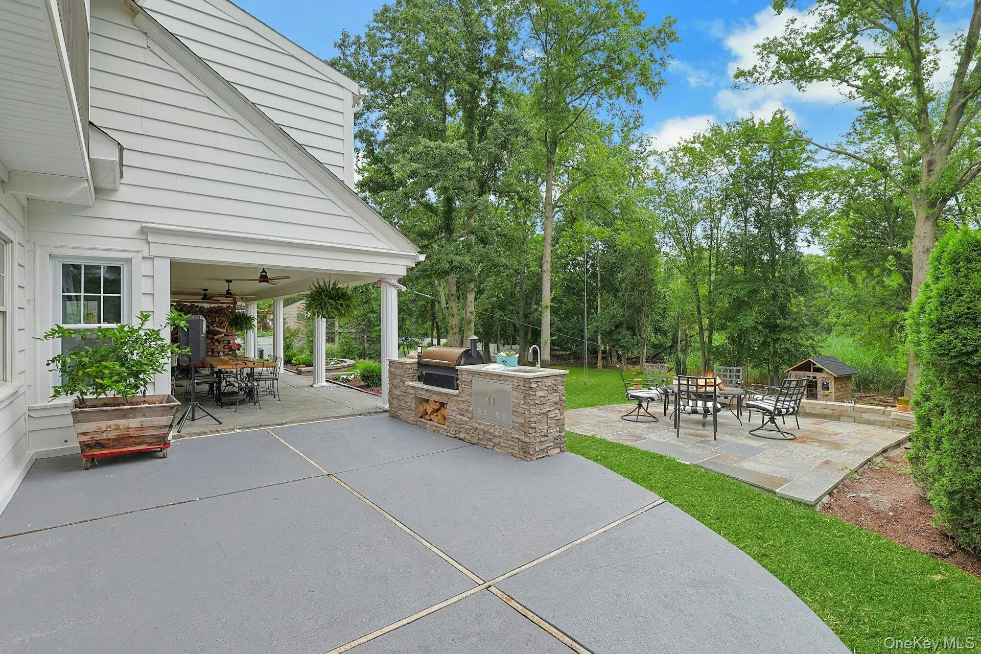 20 Dover Road, Clarkstown, NY, 5 Bedrooms Bedrooms, 14 Rooms Rooms,2 BathroomsBathrooms,Residential,For Rent,Dover,0,1028073 20 Dover Road, Clarkstown, NY, 5 Bedrooms Bedrooms, 14 Rooms Rooms,2 BathroomsBathrooms,Residential,For Rent,Dover,0,1028073