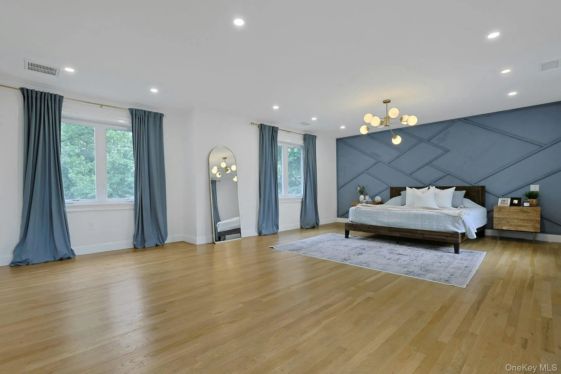 20 Dover Road, Clarkstown, NY, 5 Bedrooms Bedrooms, 14 Rooms Rooms,2 BathroomsBathrooms,Residential,For Rent,Dover,0,1028073 20 Dover Road, Clarkstown, NY, 5 Bedrooms Bedrooms, 14 Rooms Rooms,2 BathroomsBathrooms,Residential,For Rent,Dover,0,1028073