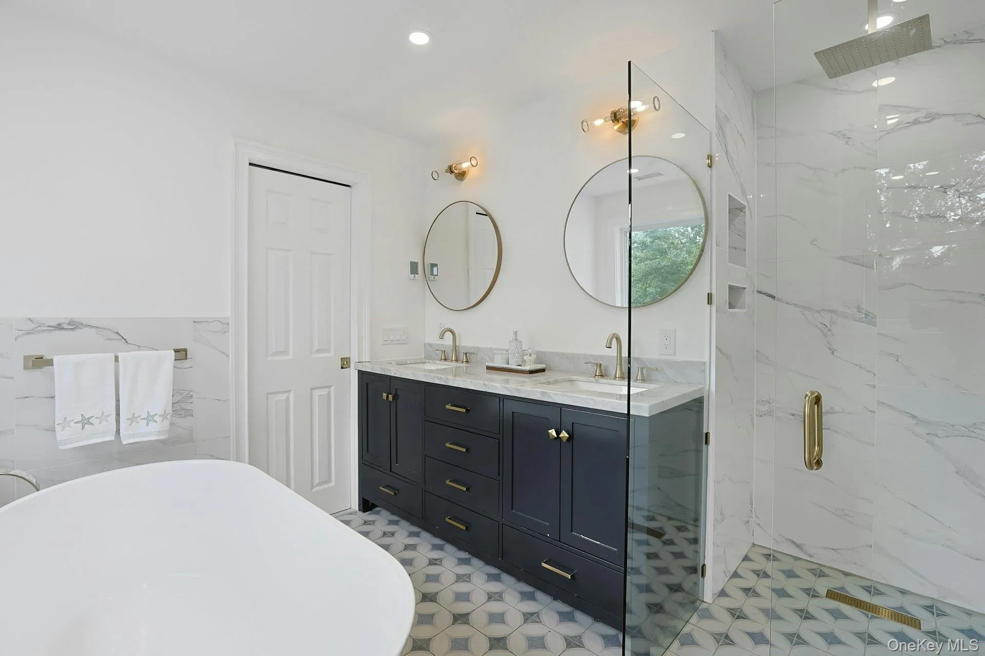 20 Dover Road, Clarkstown, NY, 5 Bedrooms Bedrooms, 14 Rooms Rooms,2 BathroomsBathrooms,Residential,For Rent,Dover,0,1028073 20 Dover Road, Clarkstown, NY, 5 Bedrooms Bedrooms, 14 Rooms Rooms,2 BathroomsBathrooms,Residential,For Rent,Dover,0,1028073