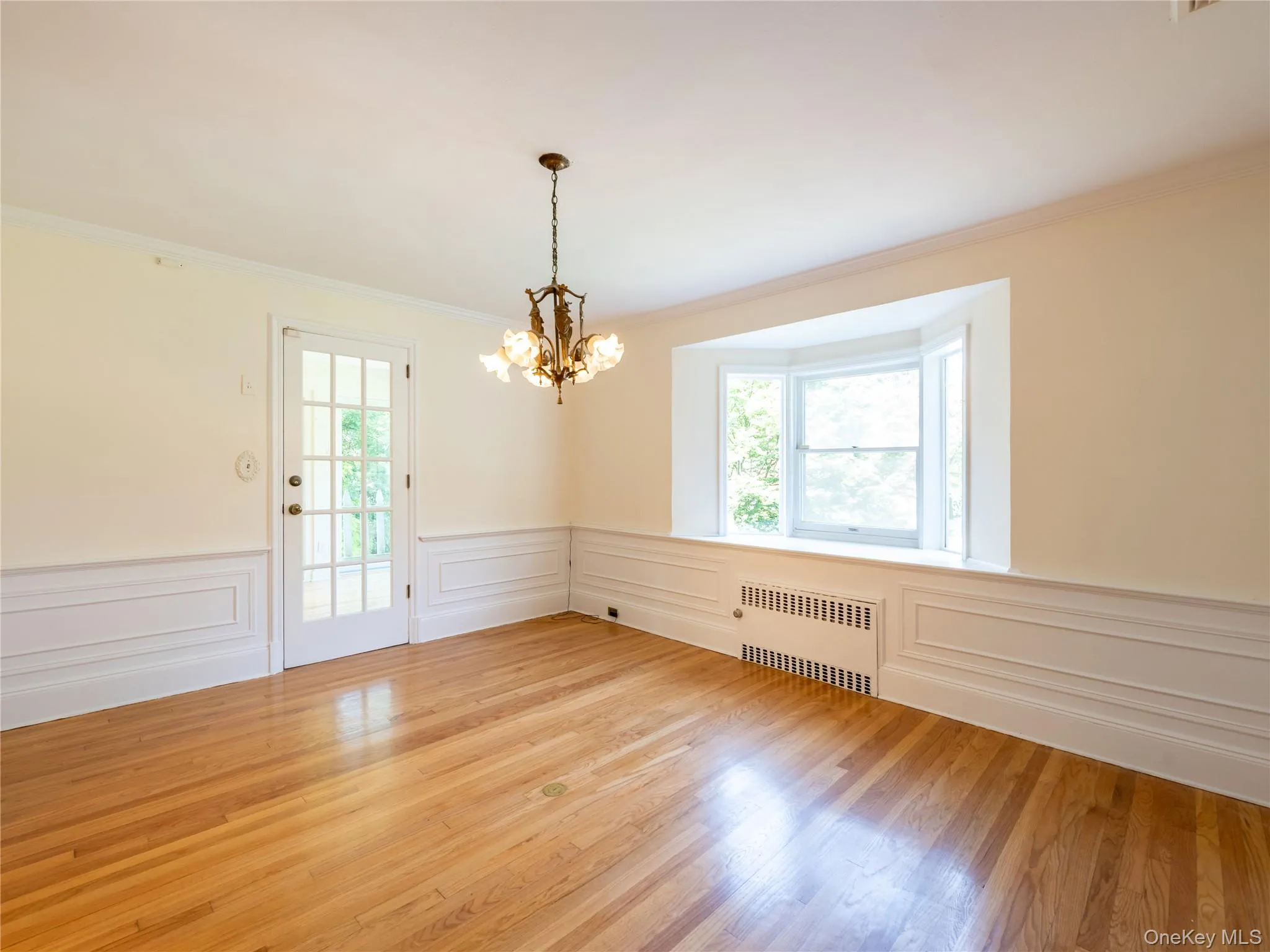 91 Pickwick Road, North Hempstead, NY, 4 Bedrooms Bedrooms, 9 Rooms Rooms,3 BathroomsBathrooms,Residential Lease,For Rent,Pickwick,0,1028075 91 Pickwick Road, North Hempstead, NY, 4 Bedrooms Bedrooms, 9 Rooms Rooms,3 BathroomsBathrooms,Residential Lease,For Rent,Pickwick,0,1028075