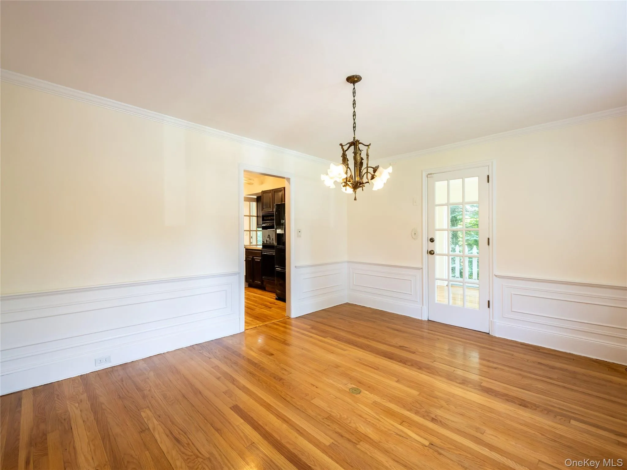 91 Pickwick Road, North Hempstead, NY, 4 Bedrooms Bedrooms, 9 Rooms Rooms,3 BathroomsBathrooms,Residential Lease,For Rent,Pickwick,0,1028075 91 Pickwick Road, North Hempstead, NY, 4 Bedrooms Bedrooms, 9 Rooms Rooms,3 BathroomsBathrooms,Residential Lease,For Rent,Pickwick,0,1028075