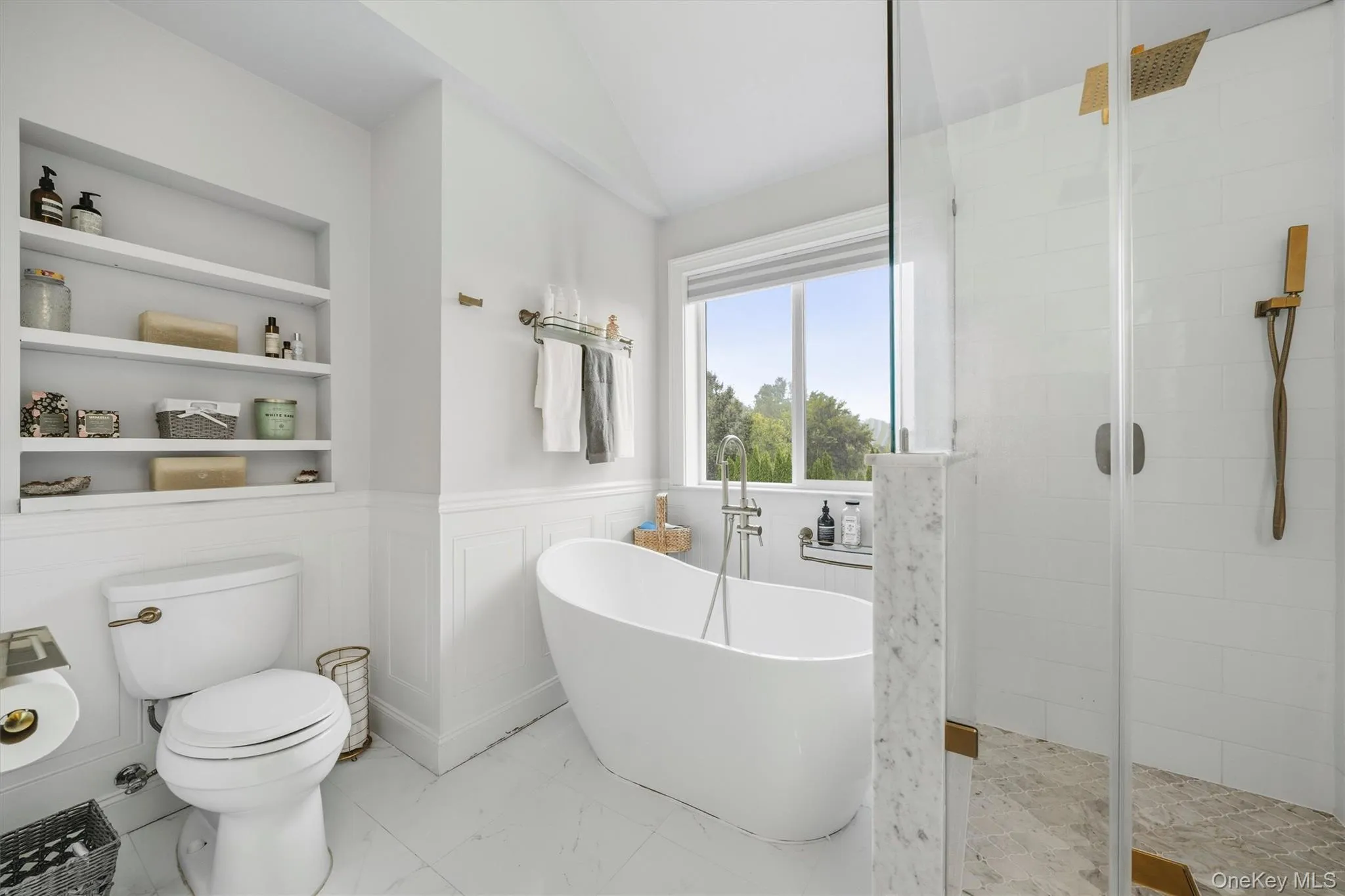 3 Canterbury Lane, Warwick (town), NY, 4 Bedrooms Bedrooms, 10 Rooms Rooms,2 BathroomsBathrooms,Residential Lease,For Rent,Canterbury,0,1028077 3 Canterbury Lane, Warwick (town), NY, 4 Bedrooms Bedrooms, 10 Rooms Rooms,2 BathroomsBathrooms,Residential Lease,For Rent,Canterbury,0,1028077
