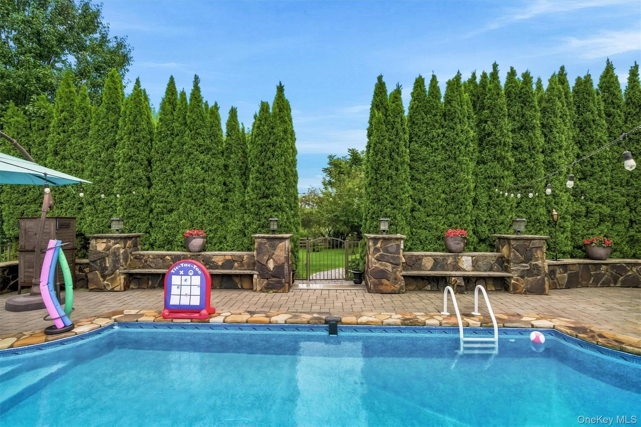 3 Canterbury Lane, Warwick (town), NY, 4 Bedrooms Bedrooms, 10 Rooms Rooms,2 BathroomsBathrooms,Residential Lease,For Rent,Canterbury,0,1028077 3 Canterbury Lane, Warwick (town), NY, 4 Bedrooms Bedrooms, 10 Rooms Rooms,2 BathroomsBathrooms,Residential Lease,For Rent,Canterbury,0,1028077