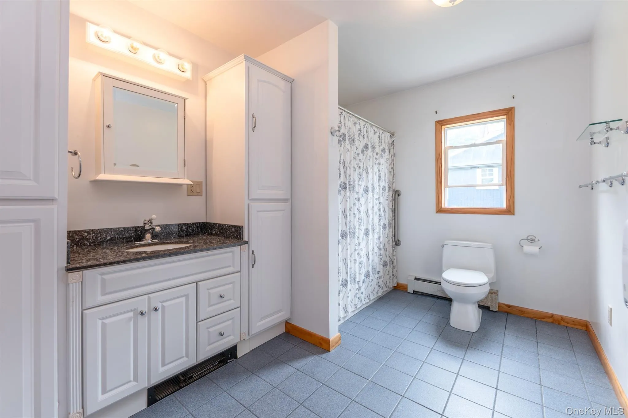 22 Petit Avenue, Kingston, NY, 2 Bedrooms Bedrooms, 5 Rooms Rooms,1 BathroomBathrooms,Residential,For Rent,Petit,0,1028078 22 Petit Avenue, Kingston, NY, 2 Bedrooms Bedrooms, 5 Rooms Rooms,1 BathroomBathrooms,Residential,For Rent,Petit,0,1028078