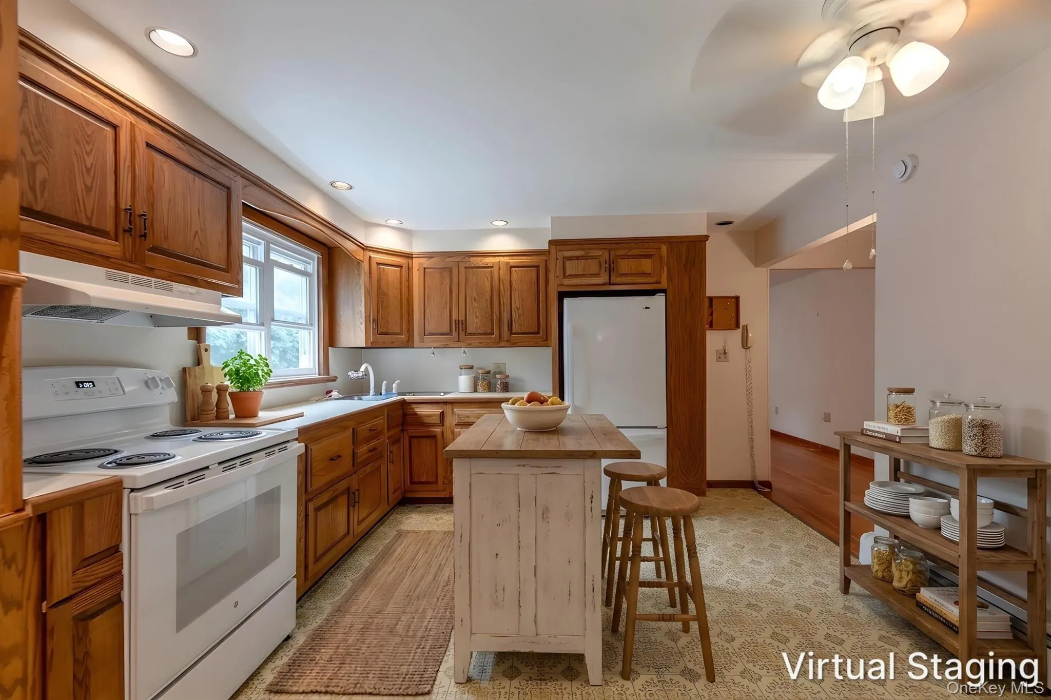 22 Petit Avenue, Kingston, NY, 2 Bedrooms Bedrooms, 5 Rooms Rooms,1 BathroomBathrooms,Residential,For Rent,Petit,0,1028078 22 Petit Avenue, Kingston, NY, 2 Bedrooms Bedrooms, 5 Rooms Rooms,1 BathroomBathrooms,Residential,For Rent,Petit,0,1028078