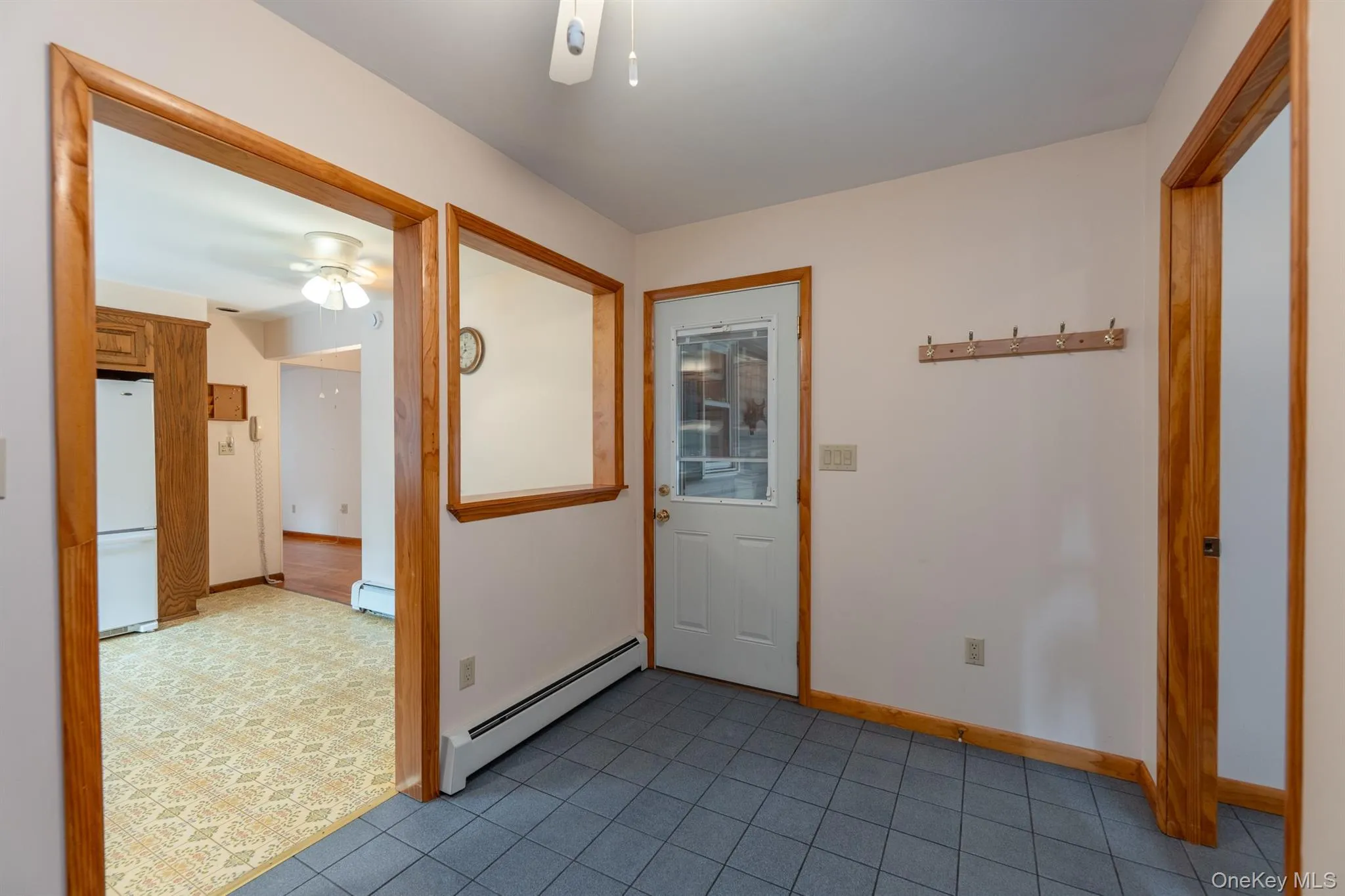 22 Petit Avenue, Kingston, NY, 2 Bedrooms Bedrooms, 5 Rooms Rooms,1 BathroomBathrooms,Residential,For Rent,Petit,0,1028078 22 Petit Avenue, Kingston, NY, 2 Bedrooms Bedrooms, 5 Rooms Rooms,1 BathroomBathrooms,Residential,For Rent,Petit,0,1028078