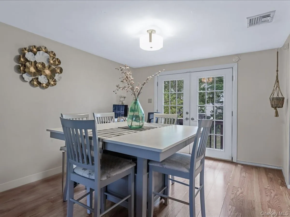 33 Winside Lane, Brookhaven, NY, 4 Bedrooms Bedrooms, 11 Rooms Rooms,3 BathroomsBathrooms,Residential,For Rent,Winside,0,1028079 33 Winside Lane, Brookhaven, NY, 4 Bedrooms Bedrooms, 11 Rooms Rooms,3 BathroomsBathrooms,Residential,For Rent,Winside,0,1028079