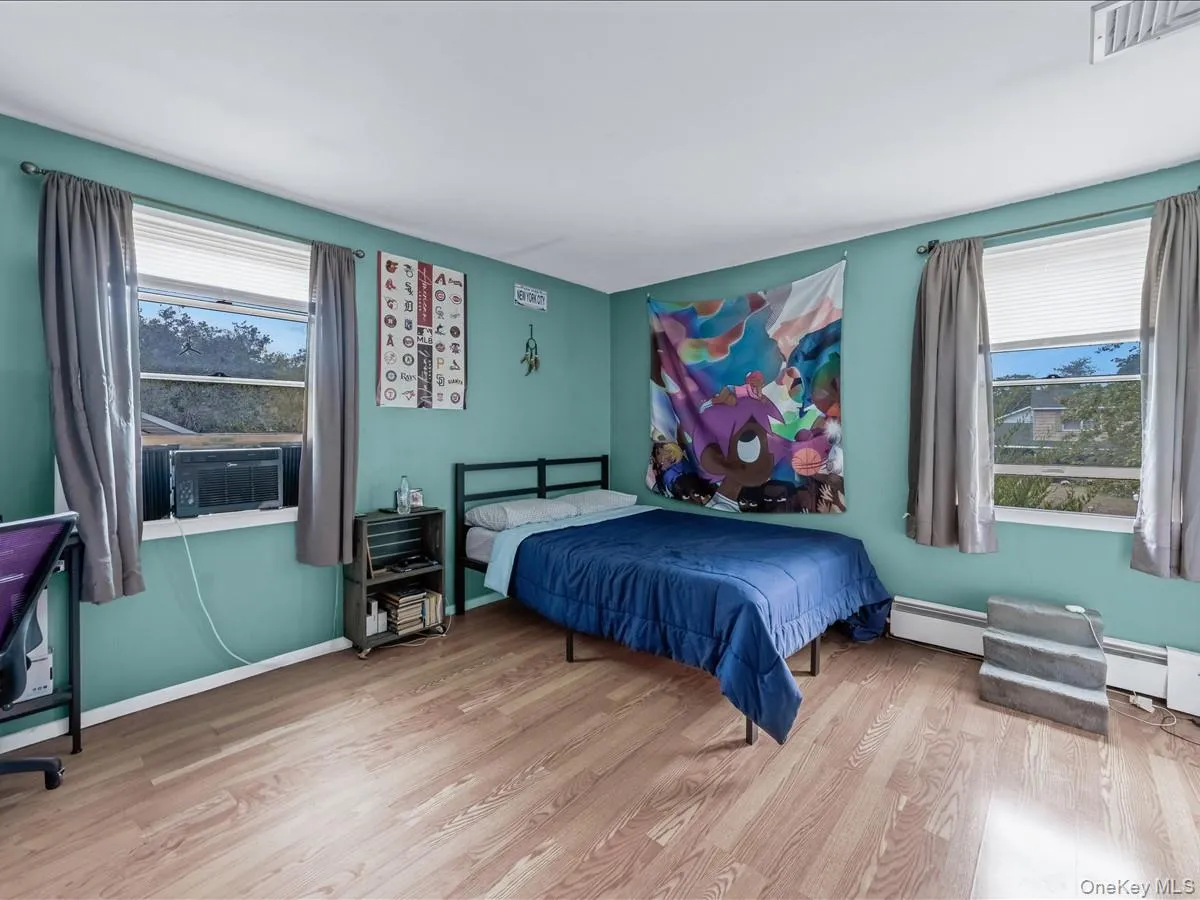 33 Winside Lane, Brookhaven, NY, 4 Bedrooms Bedrooms, 11 Rooms Rooms,3 BathroomsBathrooms,Residential,For Rent,Winside,0,1028079 33 Winside Lane, Brookhaven, NY, 4 Bedrooms Bedrooms, 11 Rooms Rooms,3 BathroomsBathrooms,Residential,For Rent,Winside,0,1028079