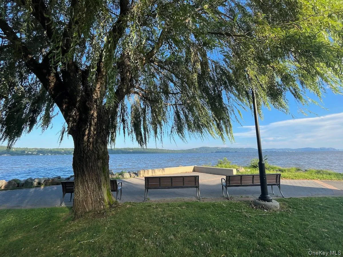 Dobbs Ferry Waterfront Park Dobbs Ferry Waterfront Park