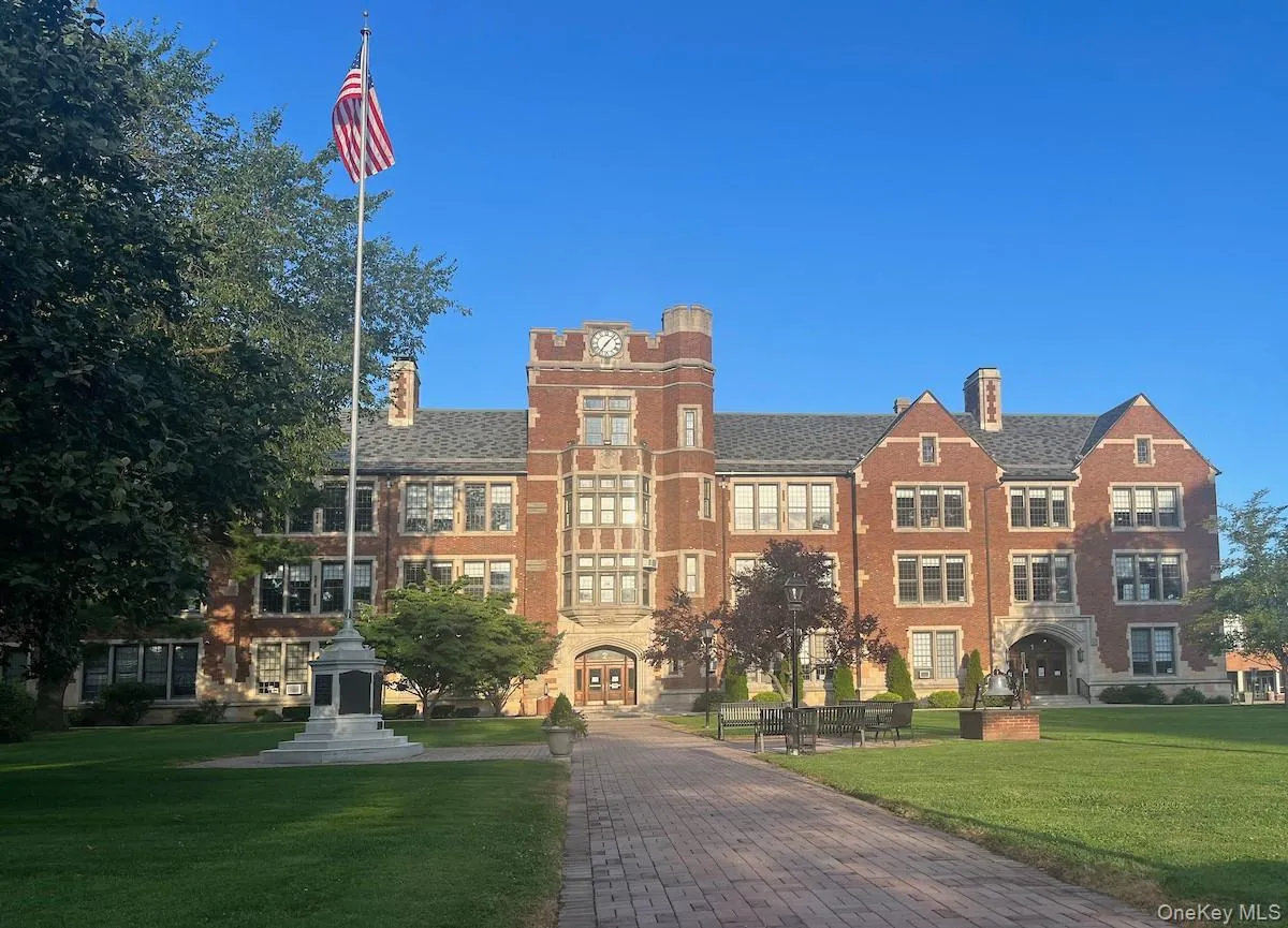 Dobbs Ferry High School Dobbs Ferry High School