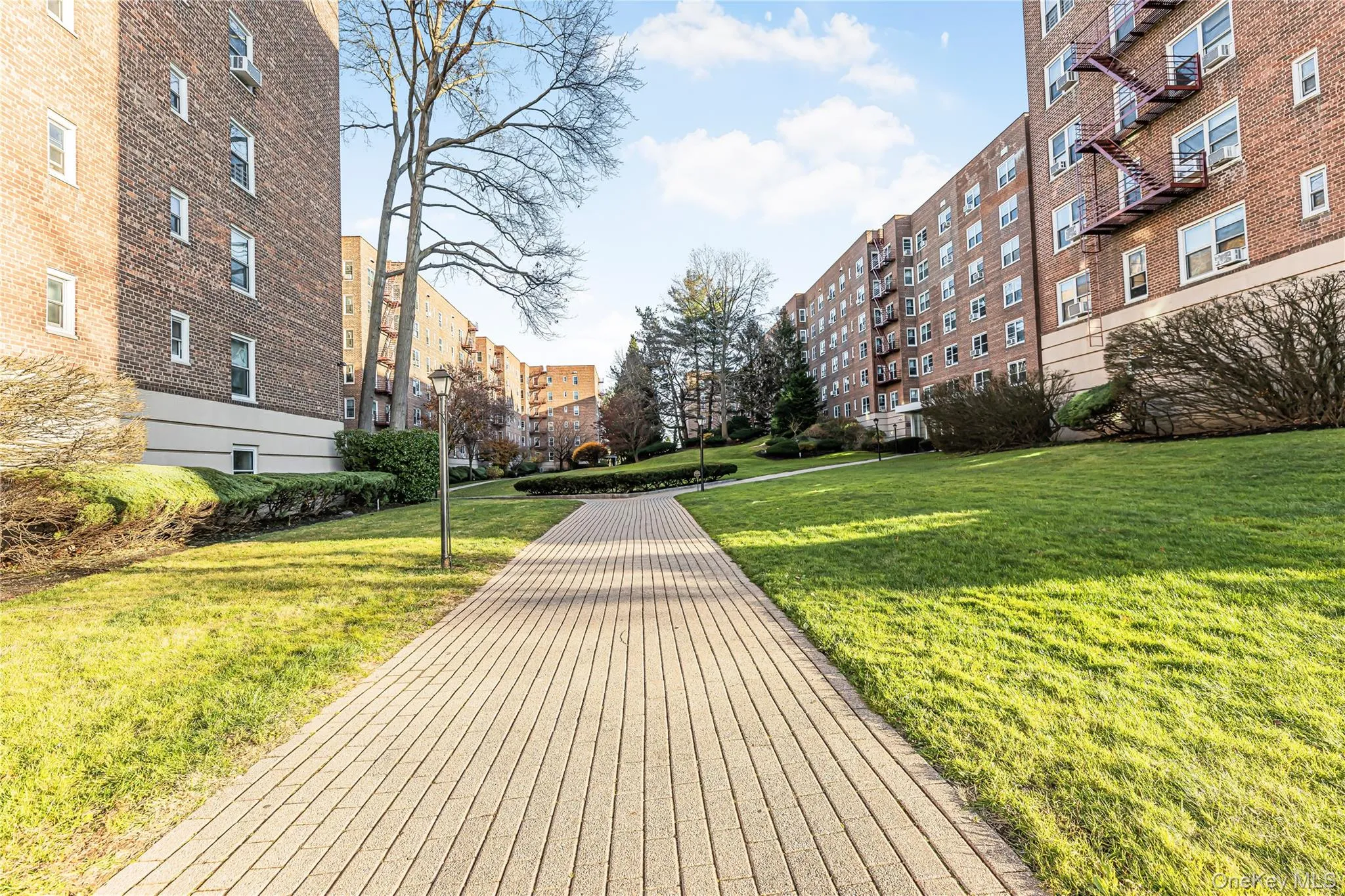 1300 Midland Avenue, Yonkers, NY, 2 Bedrooms Bedrooms, 4 Rooms Rooms,1 BathroomBathrooms,Residential,For Rent,Midland,0,1028084 1300 Midland Avenue, Yonkers, NY, 2 Bedrooms Bedrooms, 4 Rooms Rooms,1 BathroomBathrooms,Residential,For Rent,Midland,0,1028084