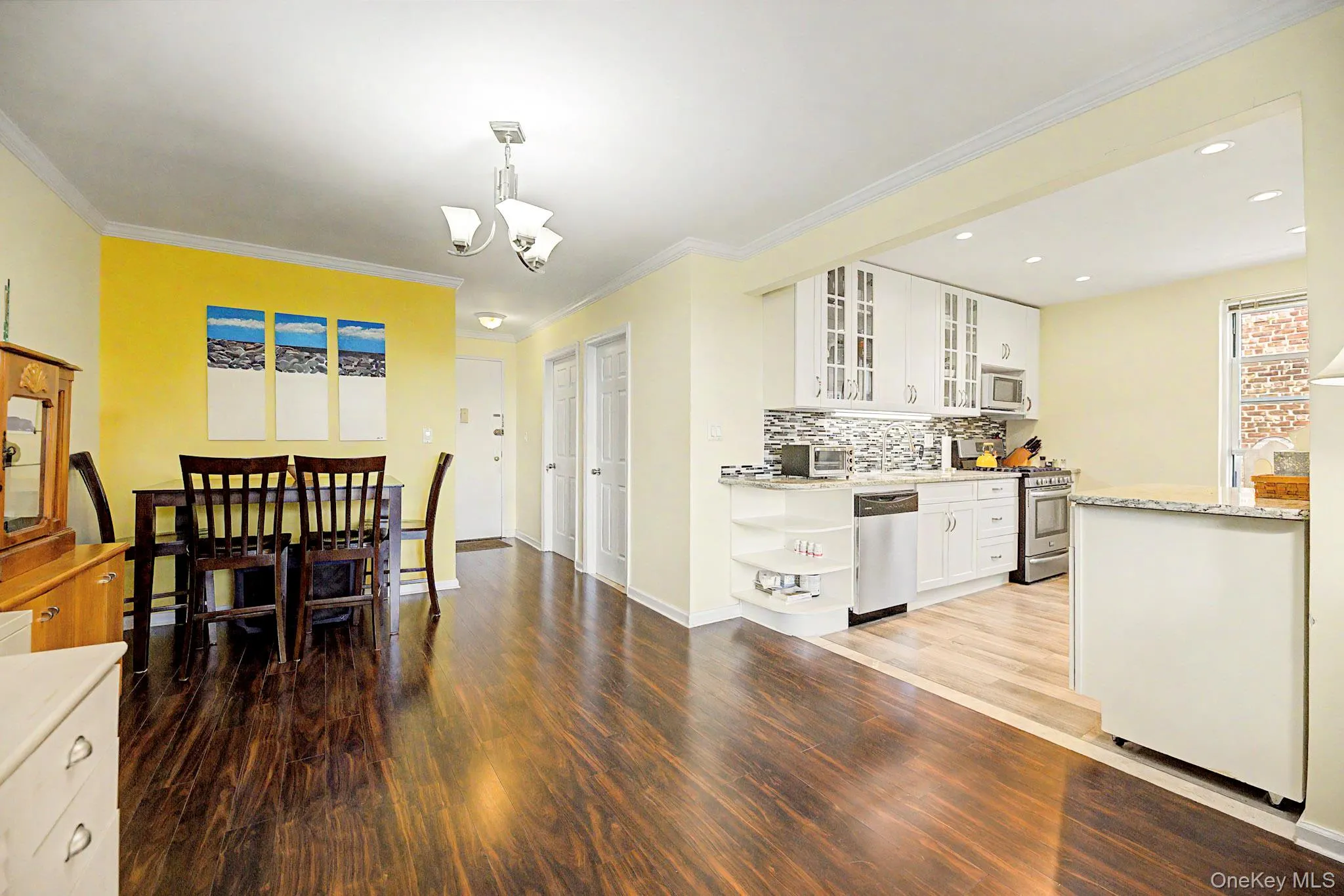 1300 Midland Avenue, Yonkers, NY, 2 Bedrooms Bedrooms, 4 Rooms Rooms,1 BathroomBathrooms,Residential,For Rent,Midland,0,1028084 1300 Midland Avenue, Yonkers, NY, 2 Bedrooms Bedrooms, 4 Rooms Rooms,1 BathroomBathrooms,Residential,For Rent,Midland,0,1028084