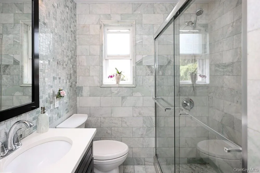 247-28 76th Avenue, New York, NY, 2 Bedrooms Bedrooms, 4 Rooms Rooms,1 BathroomBathrooms,Residential,For Rent,76th,0,1028088 247-28 76th Avenue, New York, NY, 2 Bedrooms Bedrooms, 4 Rooms Rooms,1 BathroomBathrooms,Residential,For Rent,76th,0,1028088