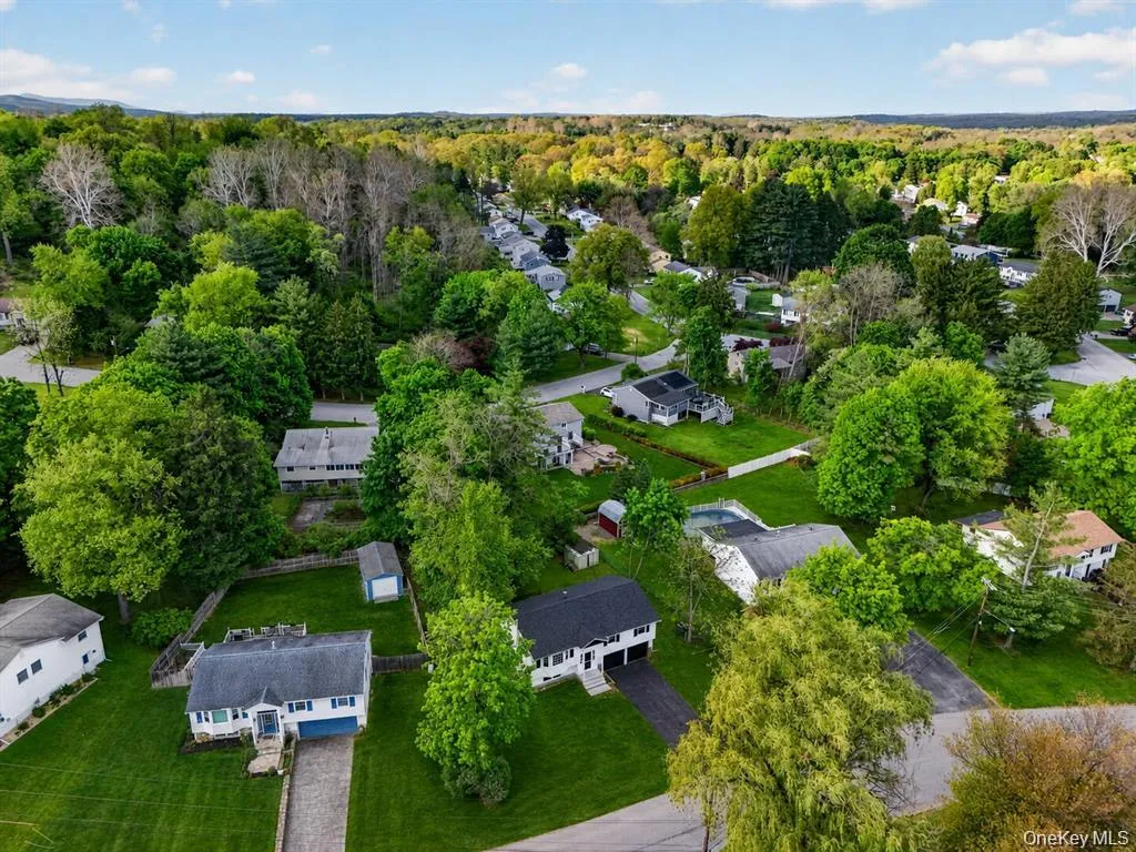8 Mockingbird Lane, Poughkeepsie, NY, 3 Bedrooms Bedrooms, 10 Rooms Rooms,2 BathroomsBathrooms,Residential,For Rent,Mockingbird,0,1028089 8 Mockingbird Lane, Poughkeepsie, NY, 3 Bedrooms Bedrooms, 10 Rooms Rooms,2 BathroomsBathrooms,Residential,For Rent,Mockingbird,0,1028089