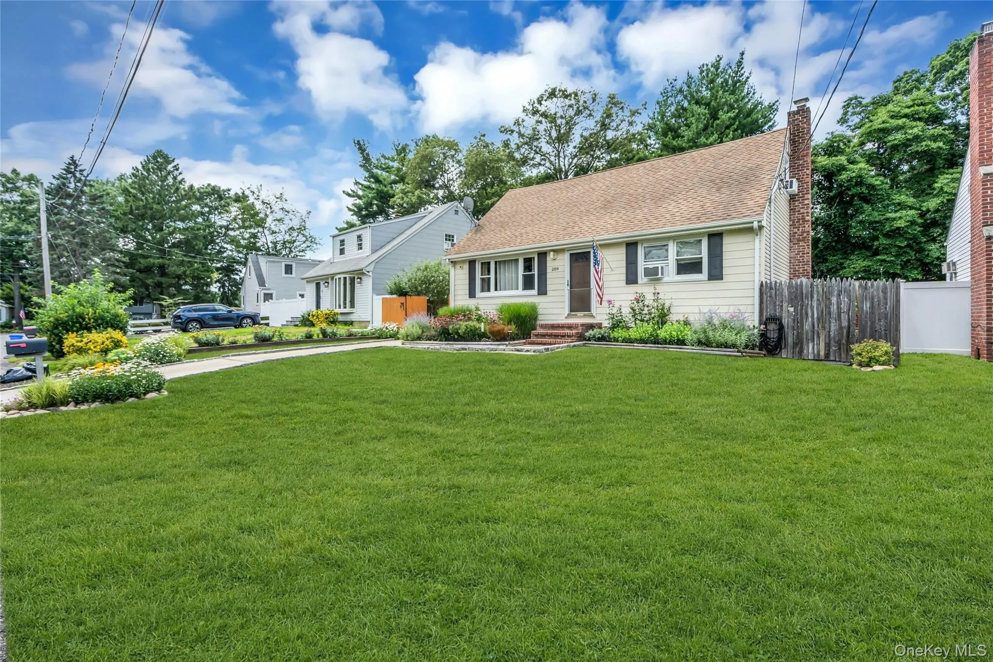 209 Iceland Drive, Huntington, NY, 4 Bedrooms Bedrooms, 7 Rooms Rooms,2 BathroomsBathrooms,Residential,For Rent,Iceland,0,1028092 209 Iceland Drive, Huntington, NY, 4 Bedrooms Bedrooms, 7 Rooms Rooms,2 BathroomsBathrooms,Residential,For Rent,Iceland,0,1028092