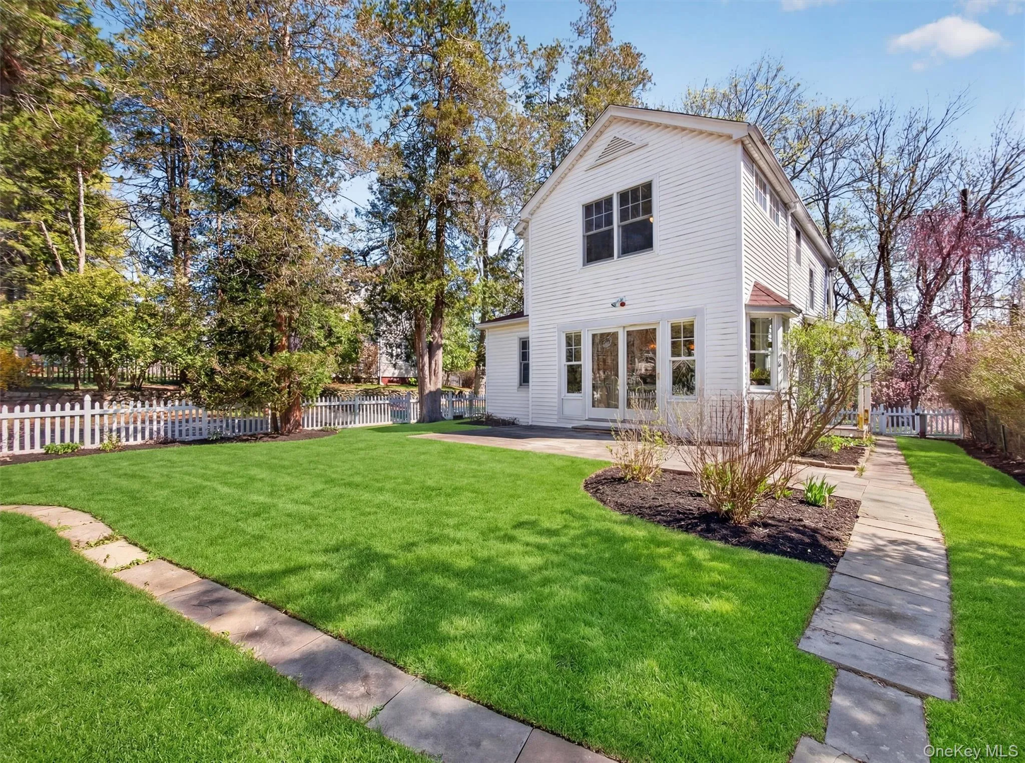 108 Summit Avenue, Orangetown, NY, 3 Bedrooms Bedrooms, 7 Rooms Rooms,1 BathroomBathrooms,Residential,For Rent,Summit,0,1028094 108 Summit Avenue, Orangetown, NY, 3 Bedrooms Bedrooms, 7 Rooms Rooms,1 BathroomBathrooms,Residential,For Rent,Summit,0,1028094