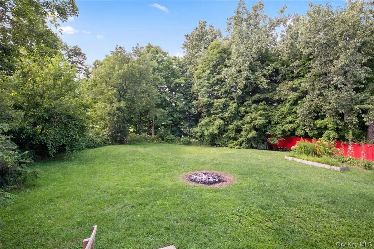 39 Farm Drive, Dover, NY, 3 Bedrooms Bedrooms, 6 Rooms Rooms,1 BathroomBathrooms,Residential,For Rent,Farm,0,1028097 39 Farm Drive, Dover, NY, 3 Bedrooms Bedrooms, 6 Rooms Rooms,1 BathroomBathrooms,Residential,For Rent,Farm,0,1028097