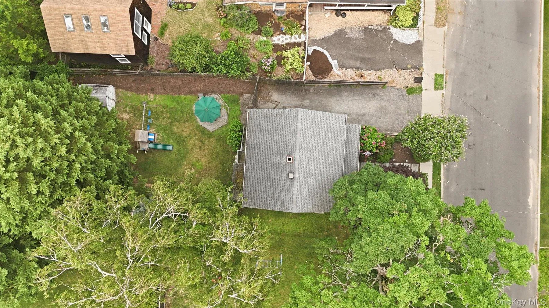308 Monsell Place, Southold, NY, 3 Bedrooms Bedrooms, 6 Rooms Rooms,1 BathroomBathrooms,Residential,For Rent,Monsell,0,1028101 308 Monsell Place, Southold, NY, 3 Bedrooms Bedrooms, 6 Rooms Rooms,1 BathroomBathrooms,Residential,For Rent,Monsell,0,1028101