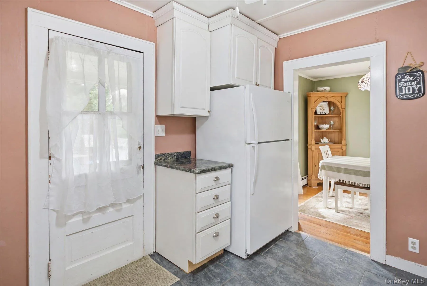 308 Monsell Place, Southold, NY, 3 Bedrooms Bedrooms, 6 Rooms Rooms,1 BathroomBathrooms,Residential,For Rent,Monsell,0,1028101 308 Monsell Place, Southold, NY, 3 Bedrooms Bedrooms, 6 Rooms Rooms,1 BathroomBathrooms,Residential,For Rent,Monsell,0,1028101
