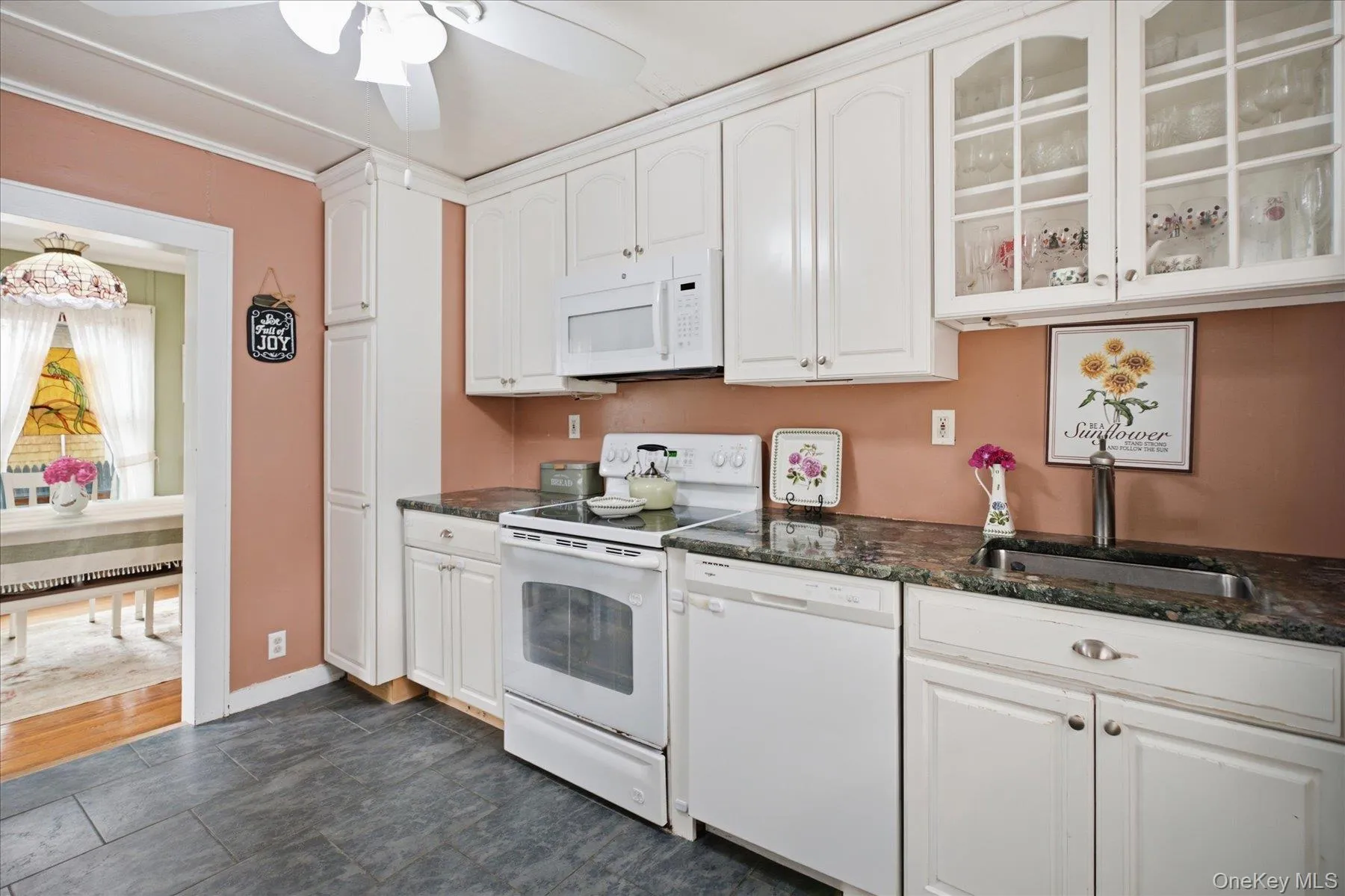 308 Monsell Place, Southold, NY, 3 Bedrooms Bedrooms, 6 Rooms Rooms,1 BathroomBathrooms,Residential,For Rent,Monsell,0,1028101 308 Monsell Place, Southold, NY, 3 Bedrooms Bedrooms, 6 Rooms Rooms,1 BathroomBathrooms,Residential,For Rent,Monsell,0,1028101