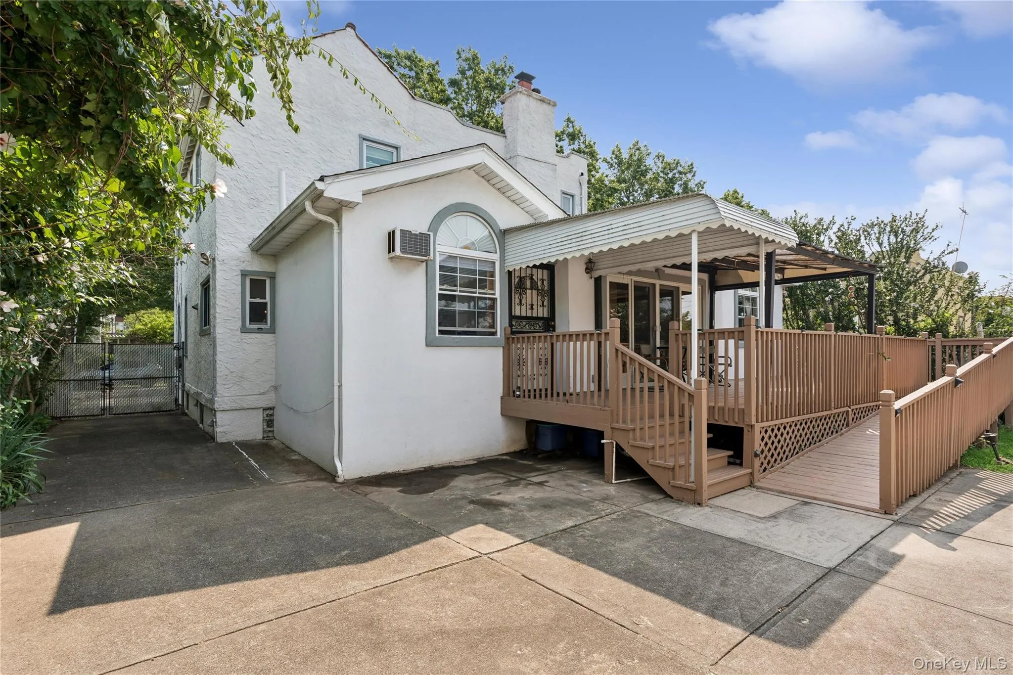 82-42 233rd Street, New York, NY, 4 Bedrooms Bedrooms, 9 Rooms Rooms,3 BathroomsBathrooms,Residential,For Rent,233rd,0,1028108 82-42 233rd Street, New York, NY, 4 Bedrooms Bedrooms, 9 Rooms Rooms,3 BathroomsBathrooms,Residential,For Rent,233rd,0,1028108