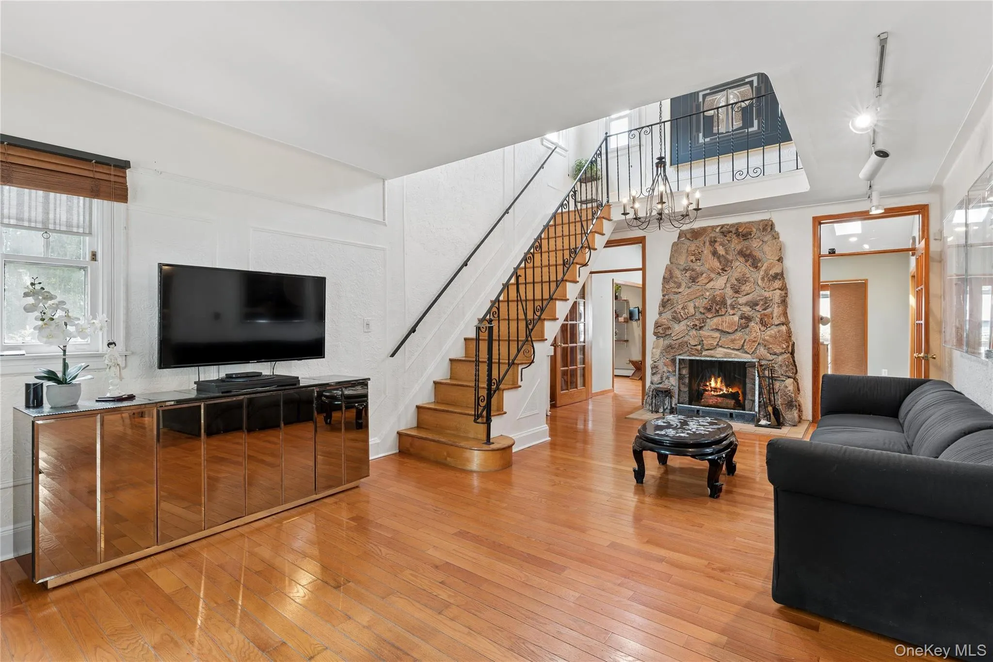 82-42 233rd Street, New York, NY, 4 Bedrooms Bedrooms, 9 Rooms Rooms,3 BathroomsBathrooms,Residential,For Rent,233rd,0,1028108 82-42 233rd Street, New York, NY, 4 Bedrooms Bedrooms, 9 Rooms Rooms,3 BathroomsBathrooms,Residential,For Rent,233rd,0,1028108