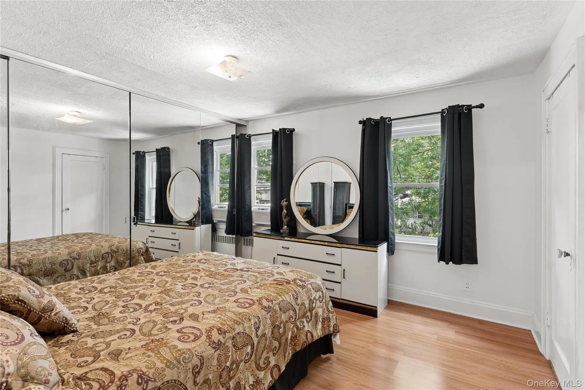 82-42 233rd Street, New York, NY, 4 Bedrooms Bedrooms, 9 Rooms Rooms,3 BathroomsBathrooms,Residential,For Rent,233rd,0,1028108 82-42 233rd Street, New York, NY, 4 Bedrooms Bedrooms, 9 Rooms Rooms,3 BathroomsBathrooms,Residential,For Rent,233rd,0,1028108