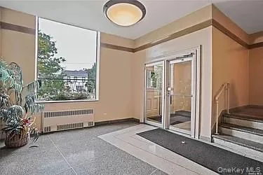 143-25 84th Drive, New York, NY, 4 Rooms Rooms,1 BathroomBathrooms,Residential,For Rent,84th,0,1028113 143-25 84th Drive, New York, NY, 4 Rooms Rooms,1 BathroomBathrooms,Residential,For Rent,84th,0,1028113