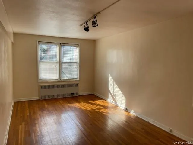 143-25 84th Drive, New York, NY, 4 Rooms Rooms,1 BathroomBathrooms,Residential,For Rent,84th,0,1028113 143-25 84th Drive, New York, NY, 4 Rooms Rooms,1 BathroomBathrooms,Residential,For Rent,84th,0,1028113