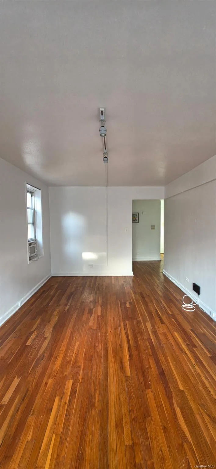 143-25 84th Drive, New York, NY, 4 Rooms Rooms,1 BathroomBathrooms,Residential,For Rent,84th,0,1028113 143-25 84th Drive, New York, NY, 4 Rooms Rooms,1 BathroomBathrooms,Residential,For Rent,84th,0,1028113