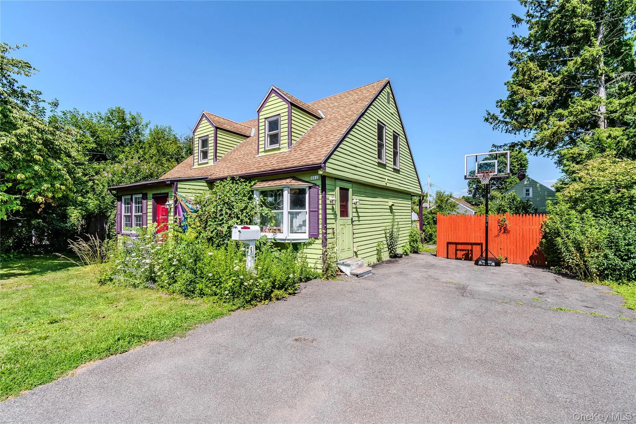 311 Lucas Avenue, Kingston, NY, 3 Bedrooms Bedrooms, 8 Rooms Rooms,1 BathroomBathrooms,Residential,For Rent,Lucas,0,1028115 311 Lucas Avenue, Kingston, NY, 3 Bedrooms Bedrooms, 8 Rooms Rooms,1 BathroomBathrooms,Residential,For Rent,Lucas,0,1028115