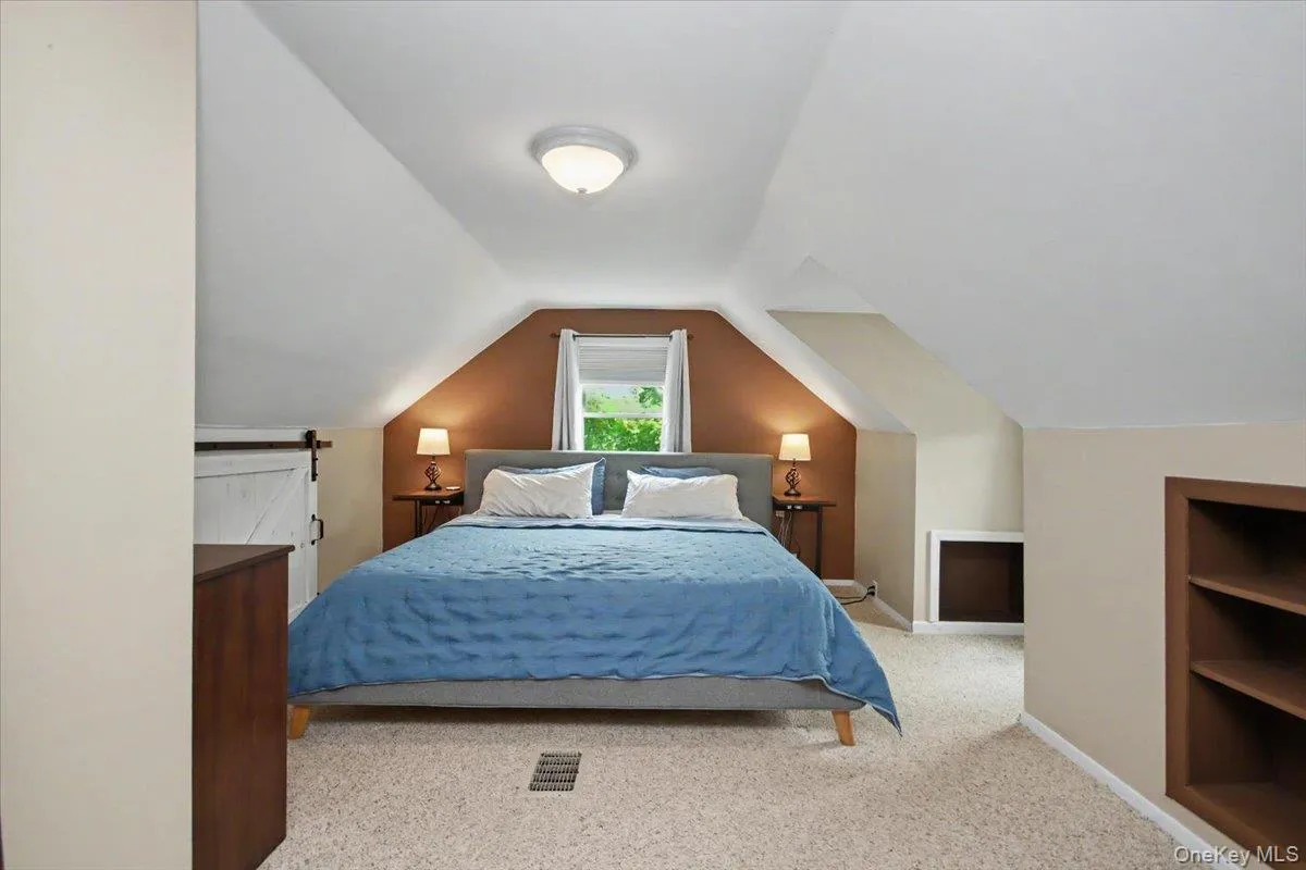 9 Mansion Drive, Hyde Park, NY, 4 Bedrooms Bedrooms, 8 Rooms Rooms,1 BathroomBathrooms,Residential,For Rent,Mansion,0,1028116 9 Mansion Drive, Hyde Park, NY, 4 Bedrooms Bedrooms, 8 Rooms Rooms,1 BathroomBathrooms,Residential,For Rent,Mansion,0,1028116