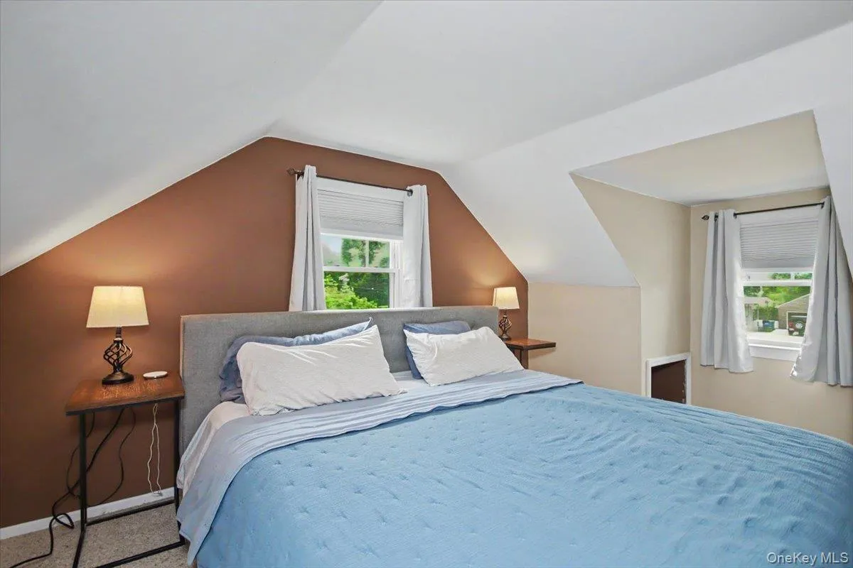9 Mansion Drive, Hyde Park, NY, 4 Bedrooms Bedrooms, 8 Rooms Rooms,1 BathroomBathrooms,Residential,For Rent,Mansion,0,1028116 9 Mansion Drive, Hyde Park, NY, 4 Bedrooms Bedrooms, 8 Rooms Rooms,1 BathroomBathrooms,Residential,For Rent,Mansion,0,1028116