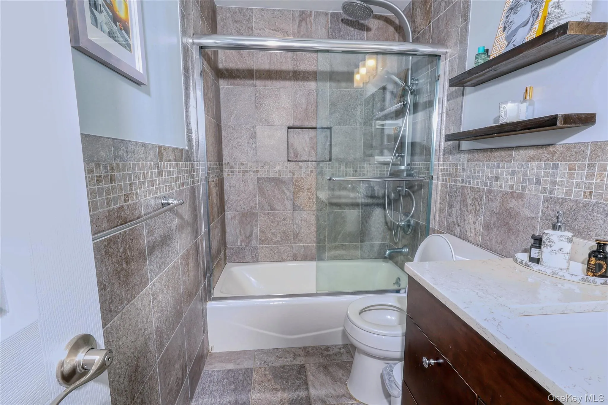 1352 Estelle Court, Hempstead, NY, 4 Bedrooms Bedrooms, 13 Rooms Rooms,2 BathroomsBathrooms,Residential,For Rent,Estelle,0,1028117 1352 Estelle Court, Hempstead, NY, 4 Bedrooms Bedrooms, 13 Rooms Rooms,2 BathroomsBathrooms,Residential,For Rent,Estelle,0,1028117