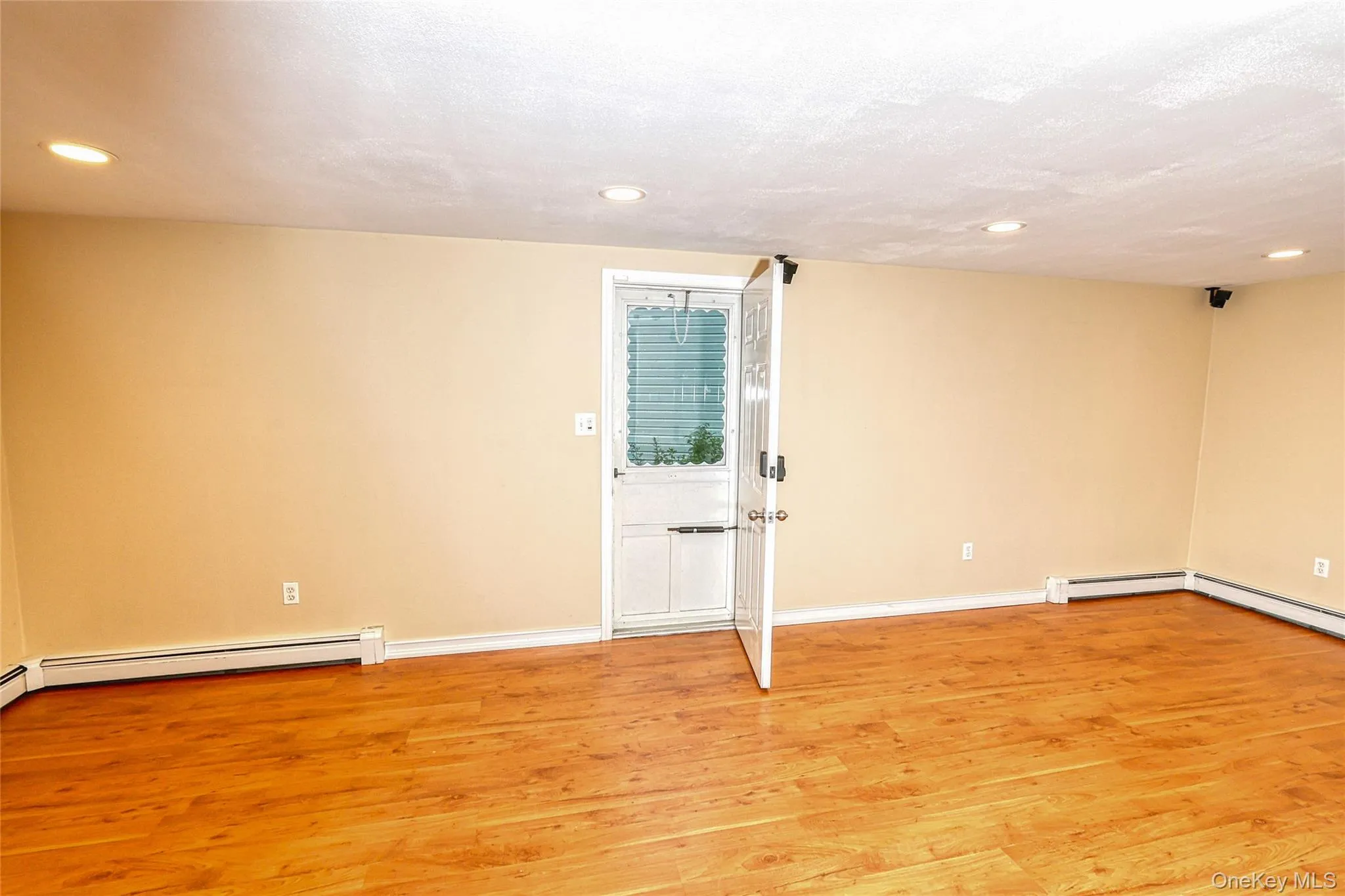 1352 Estelle Court, Hempstead, NY, 4 Bedrooms Bedrooms, 13 Rooms Rooms,2 BathroomsBathrooms,Residential,For Rent,Estelle,0,1028117 1352 Estelle Court, Hempstead, NY, 4 Bedrooms Bedrooms, 13 Rooms Rooms,2 BathroomsBathrooms,Residential,For Rent,Estelle,0,1028117