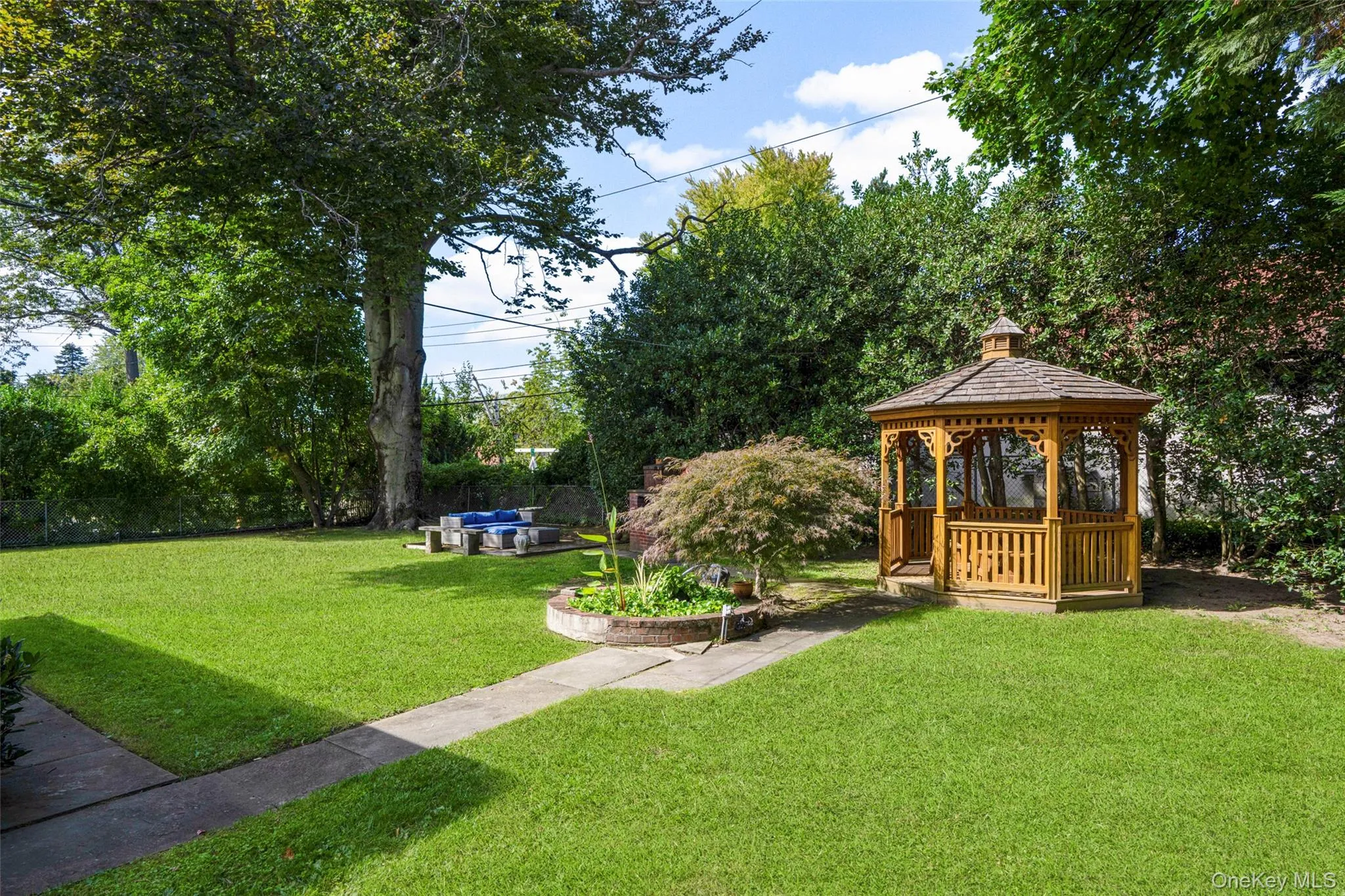 30 Antler Place, New Rochelle, NY, 4 Bedrooms Bedrooms, 8 Rooms Rooms,3 BathroomsBathrooms,Residential,For Rent,Antler,0,1028119 30 Antler Place, New Rochelle, NY, 4 Bedrooms Bedrooms, 8 Rooms Rooms,3 BathroomsBathrooms,Residential,For Rent,Antler,0,1028119