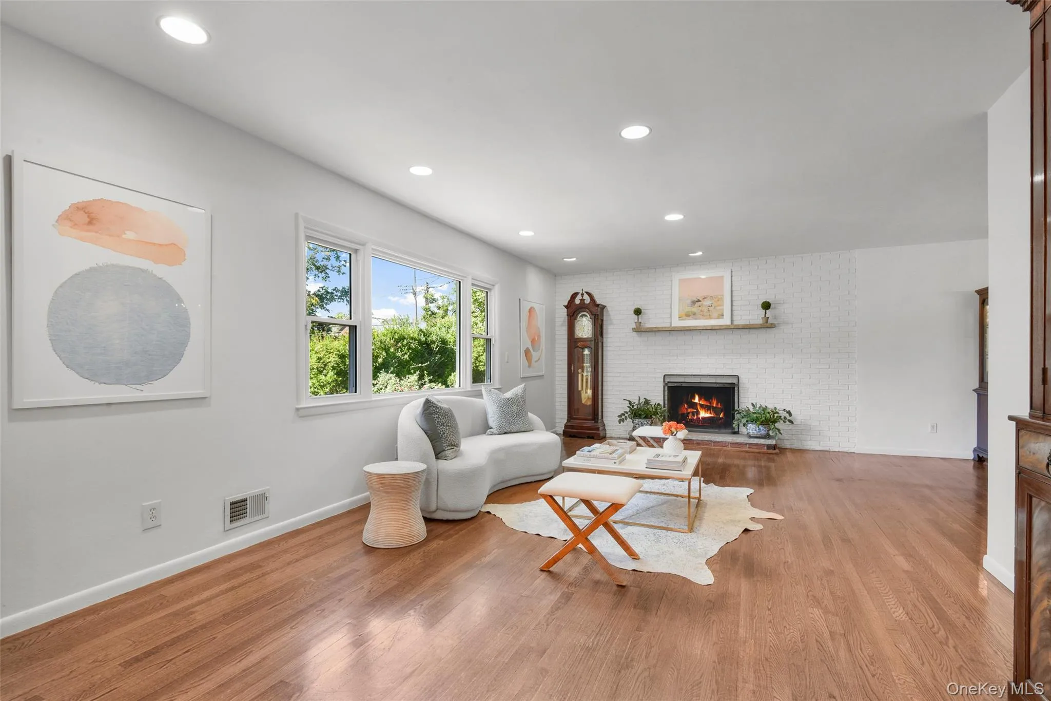 30 Antler Place, New Rochelle, NY, 4 Bedrooms Bedrooms, 8 Rooms Rooms,3 BathroomsBathrooms,Residential,For Rent,Antler,0,1028119 30 Antler Place, New Rochelle, NY, 4 Bedrooms Bedrooms, 8 Rooms Rooms,3 BathroomsBathrooms,Residential,For Rent,Antler,0,1028119