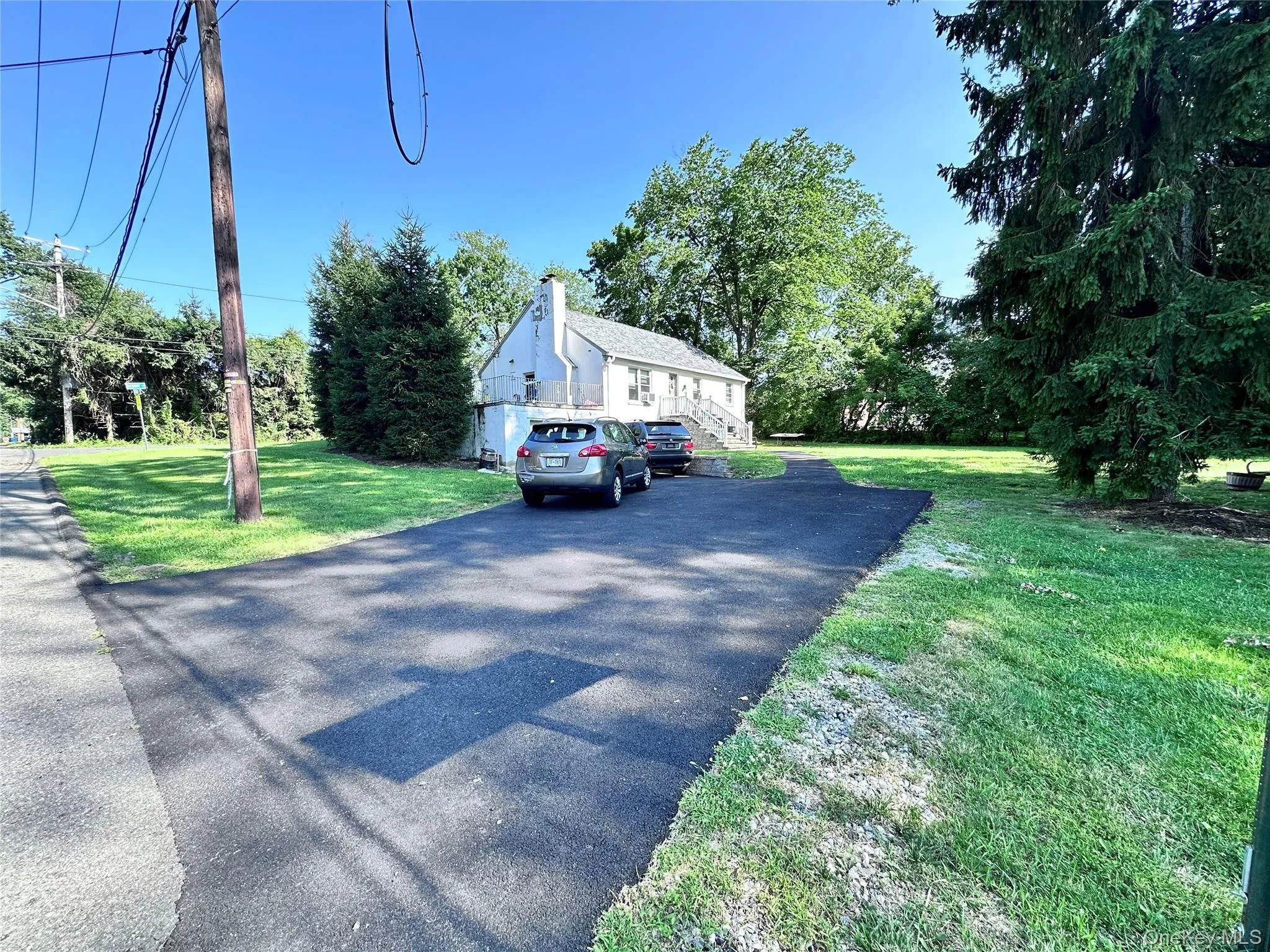 48 Medway Avenue, Clarkstown, NY, 3 Bedrooms Bedrooms, 8 Rooms Rooms,2 BathroomsBathrooms,Residential Lease,For Rent,Medway,0,1028123 48 Medway Avenue, Clarkstown, NY, 3 Bedrooms Bedrooms, 8 Rooms Rooms,2 BathroomsBathrooms,Residential Lease,For Rent,Medway,0,1028123