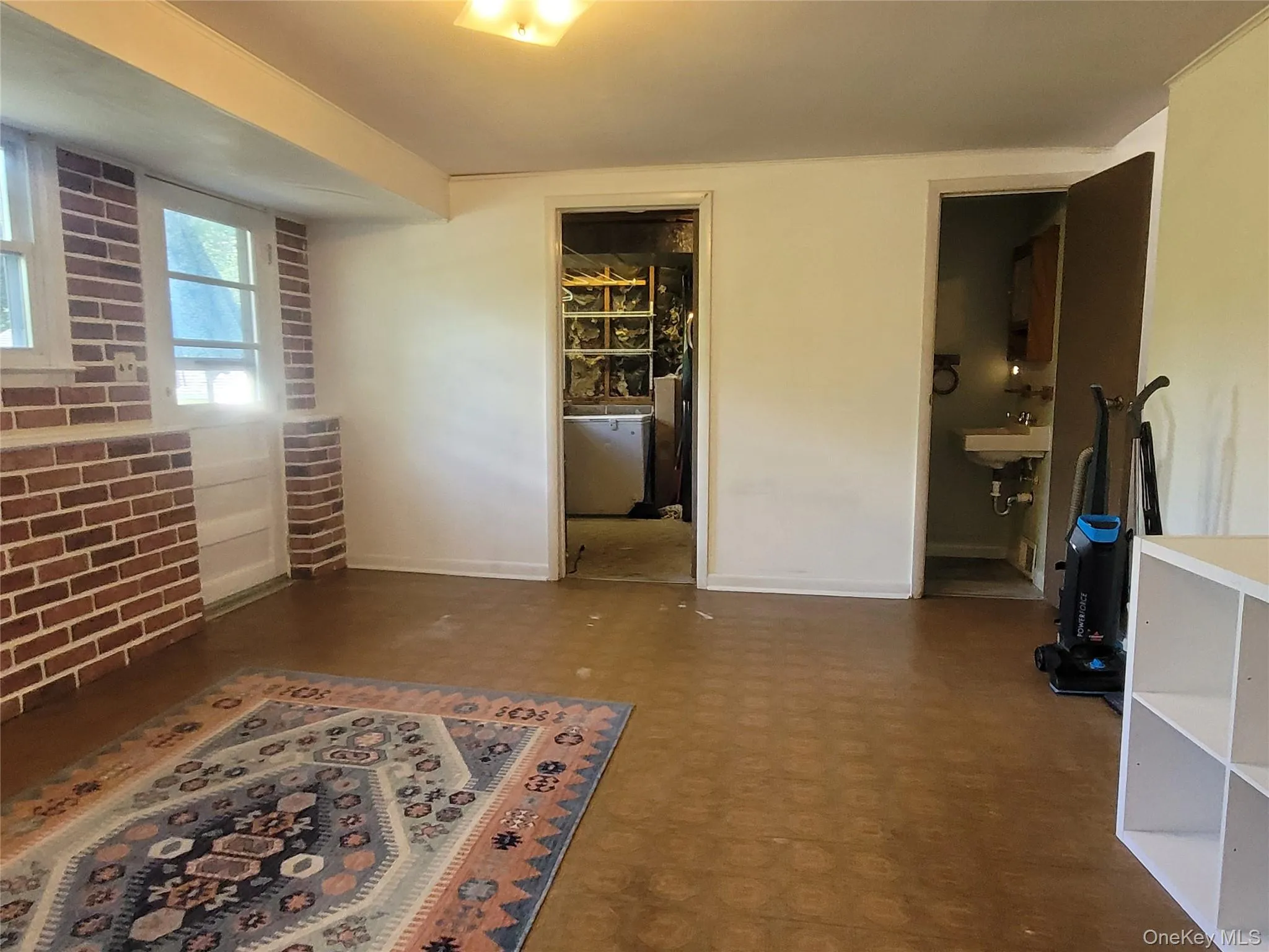 66 Phillips Street, Middletown, NY, 4 Bedrooms Bedrooms, 7 Rooms Rooms,1 BathroomBathrooms,Residential Lease,For Rent,Phillips,0,1028125 66 Phillips Street, Middletown, NY, 4 Bedrooms Bedrooms, 7 Rooms Rooms,1 BathroomBathrooms,Residential Lease,For Rent,Phillips,0,1028125